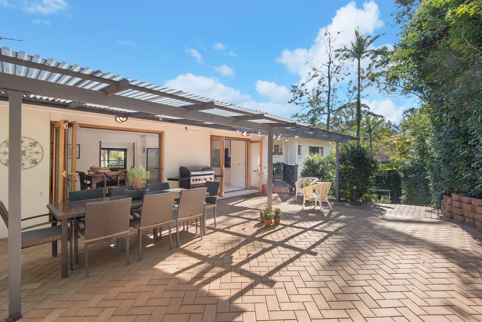 20 Dulhunty Street, Chapel Hill QLD 4069, Chapel Hill - Thumbnail 2