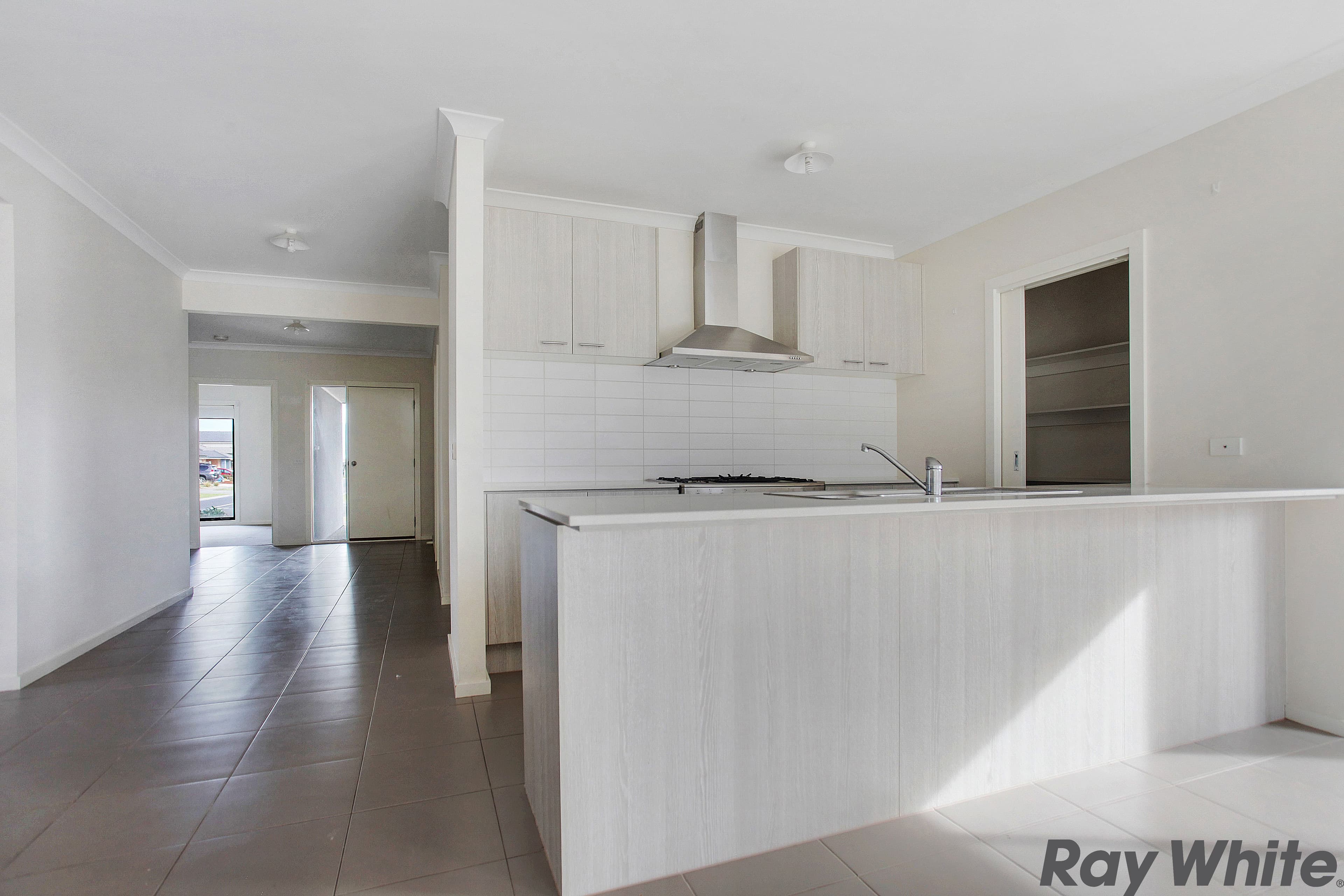 13 Daylily Drive, Keysborough VIC 3173, Keysborough - Thumbnail 8