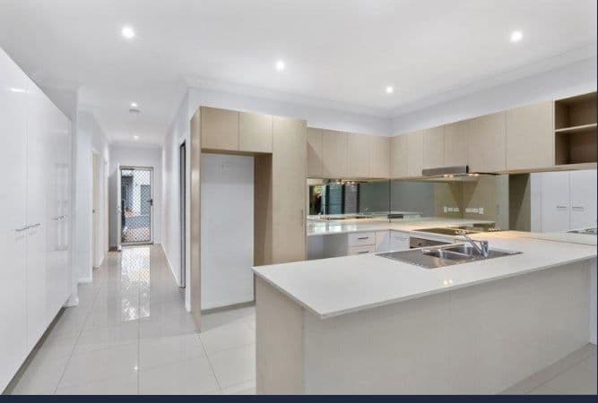 430 Pine Ridge Road, Coombabah QLD 4216, Coombabah - Thumbnail 4