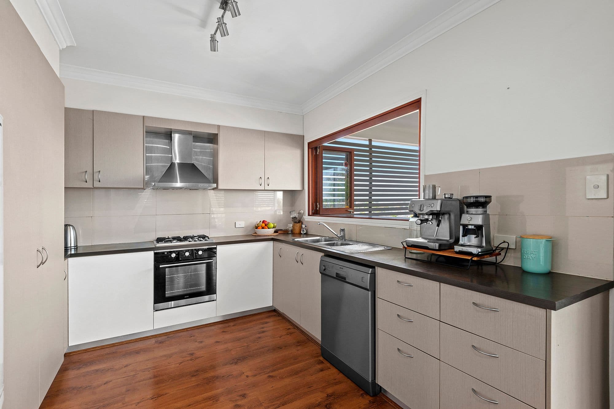 21 Blackheath Road, Oxley QLD 4075, Oxley - Thumbnail 7