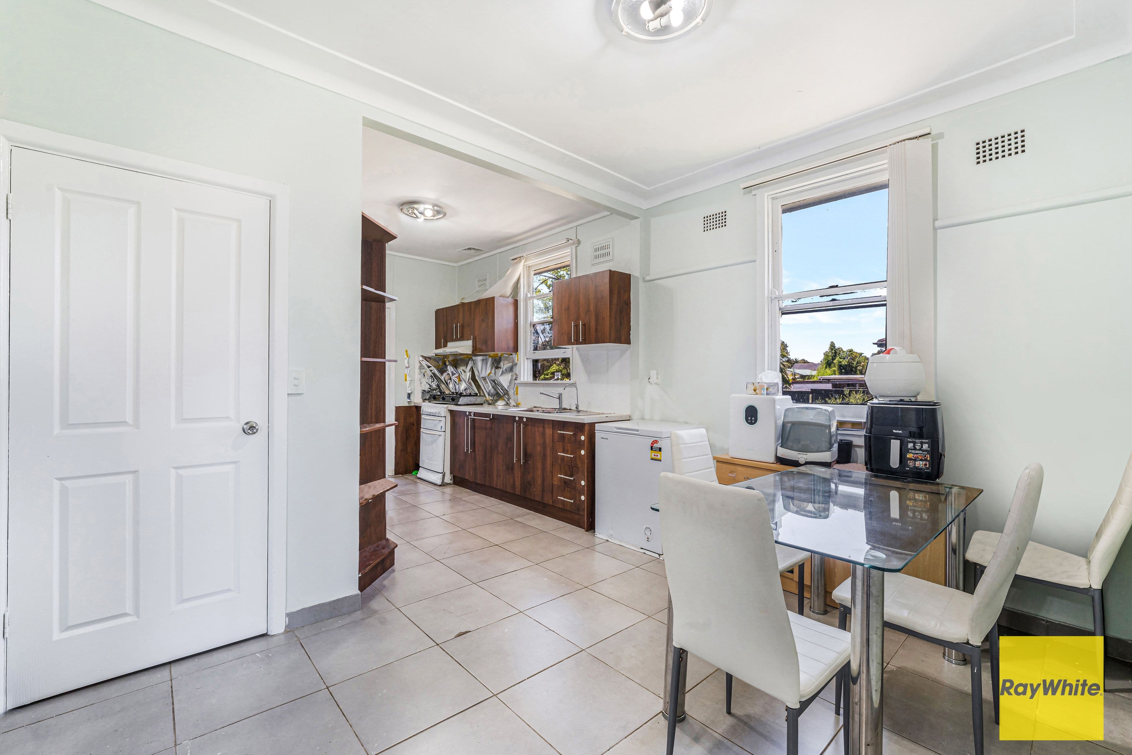 82 Hollywood Drive, Lansvale NSW 2166, Lansvale - Thumbnail 8