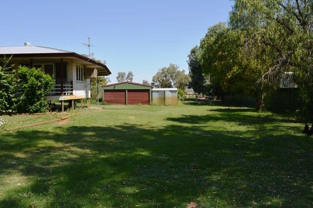 32 Edward Street, Tambo QLD 4478, Tambo - Thumbnail 3