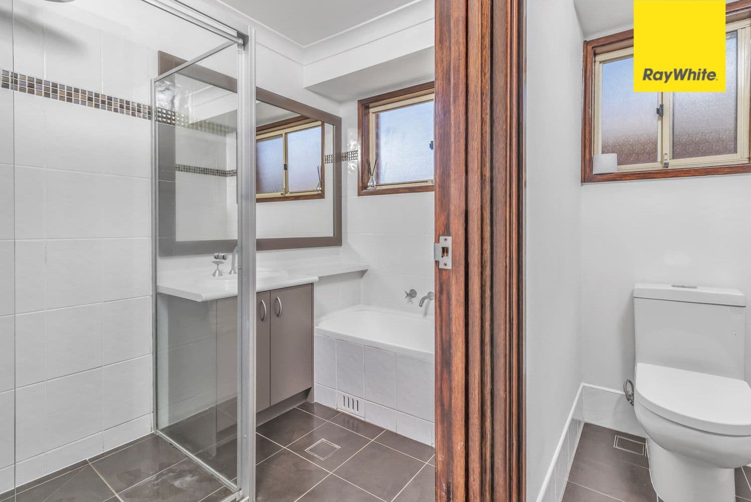 15 Sumner Street, Hassall Grove - Thumbnail 6