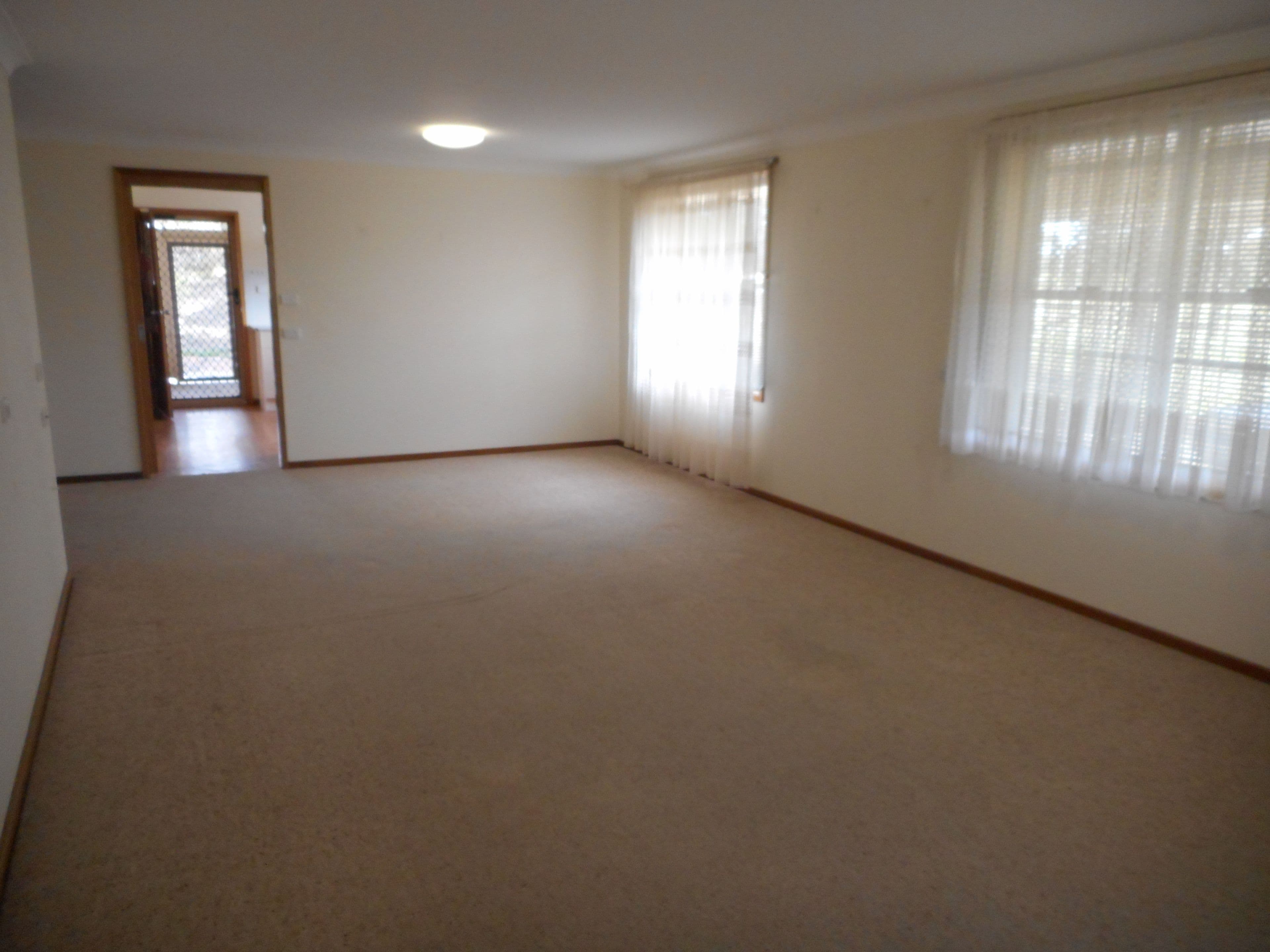 1and2/310 Millbank Road, WORRIGEE NSW 2540, Worrigee - Thumbnail 3