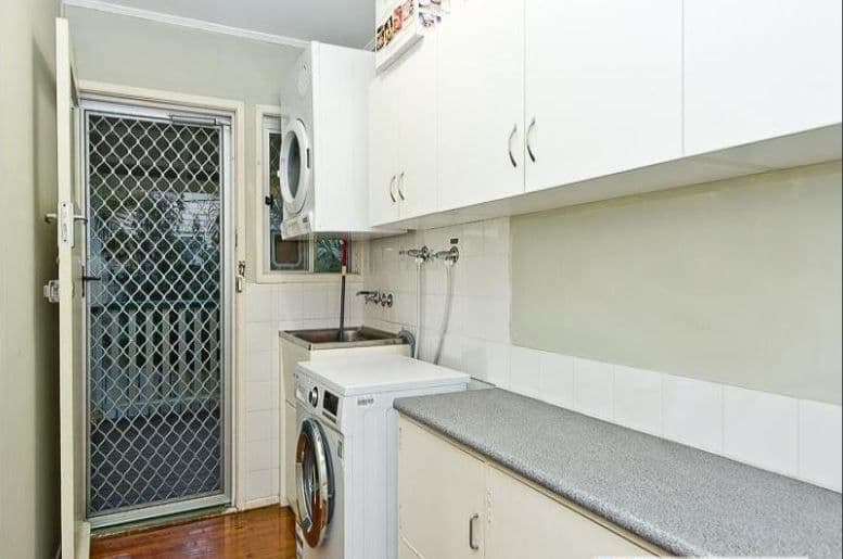 3 Leura Grove, Ferny Hills QLD 4055, Ferny Hills - Thumbnail 6