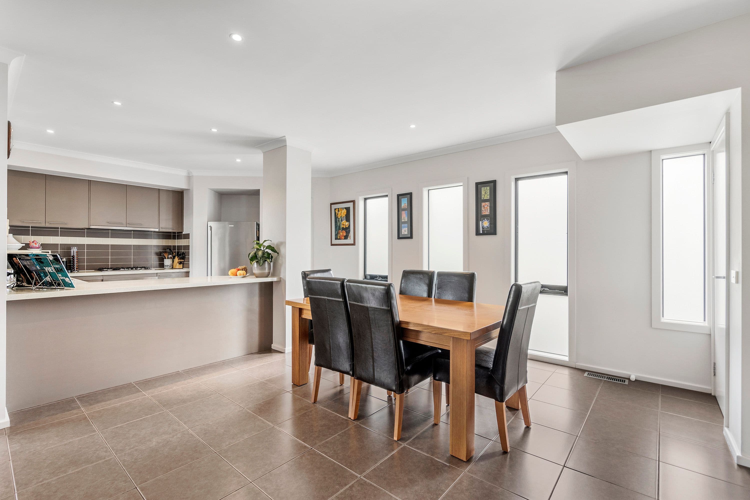 22 Katoomba Drive, Mulgrave VIC 3170, Mulgrave - Thumbnail 4