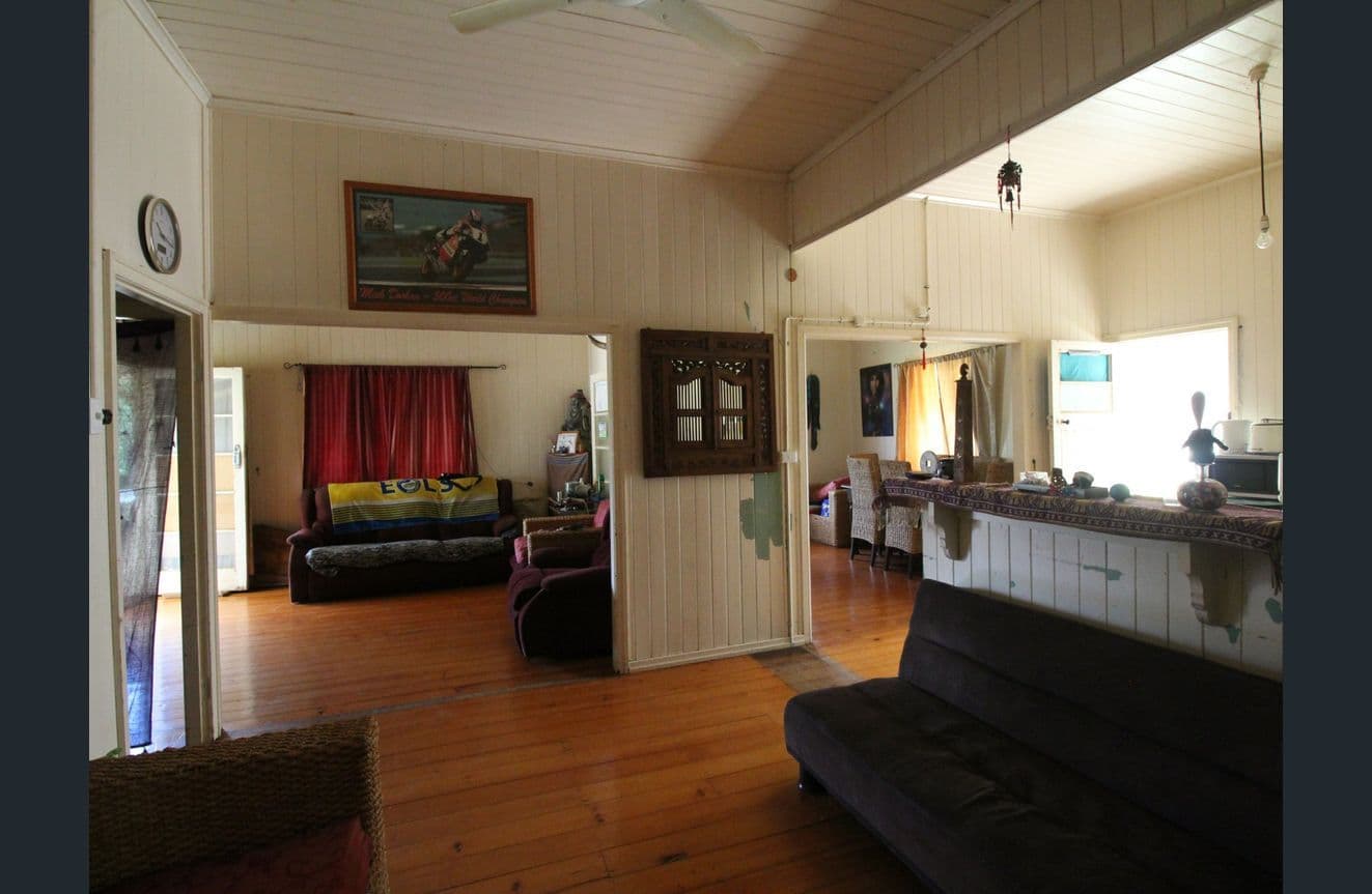 80 Middle Street, Esk QLD 4312, Esk - Thumbnail 5