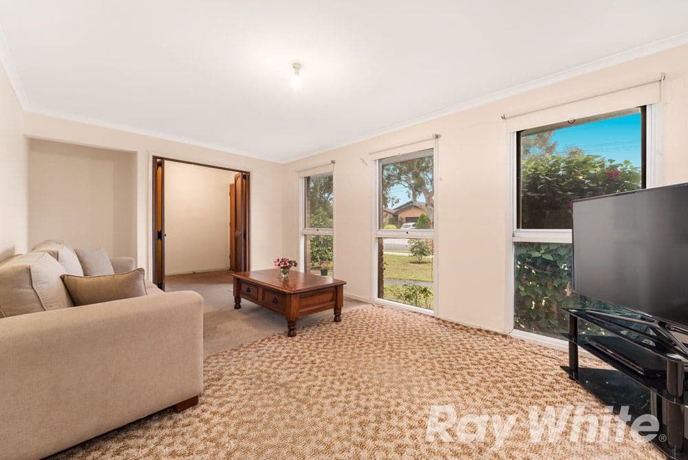 35 Lakeview Avenue, Rowville VIC 3178, Rowville - Thumbnail 4