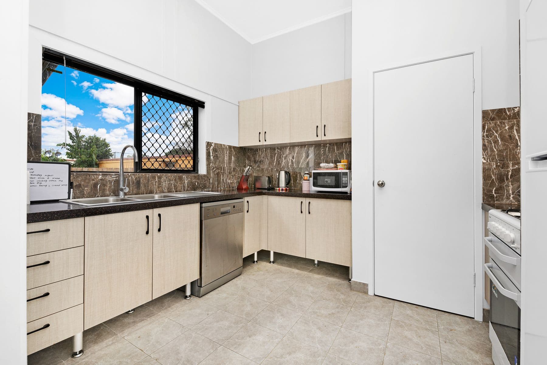 45 Kingstown Avenue, Boondall QLD 4034, Boondall - Thumbnail 3