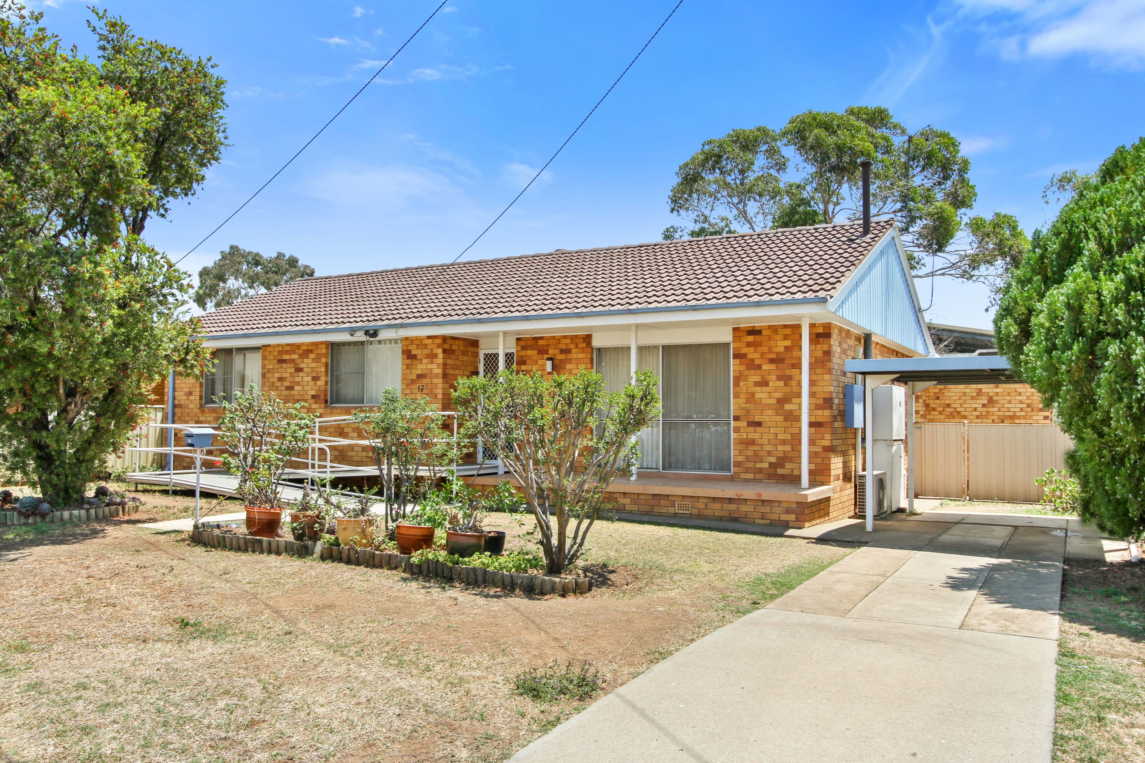 17 Terry Street, Tamworth NSW 2340, Tamworth - Image 1