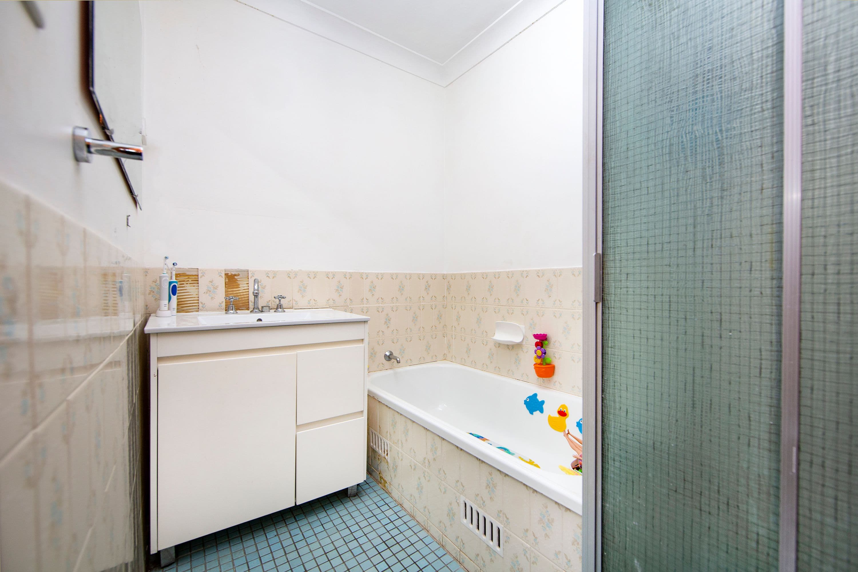 24 Laelana Avenue, Budgewoi NSW 2262, Budgewoi - Thumbnail 7