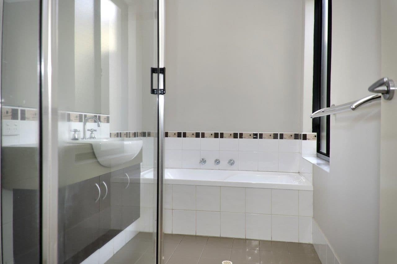 2/9 Stirton Court, South Bunbury WA 6230, South Bunbury - Thumbnail 5