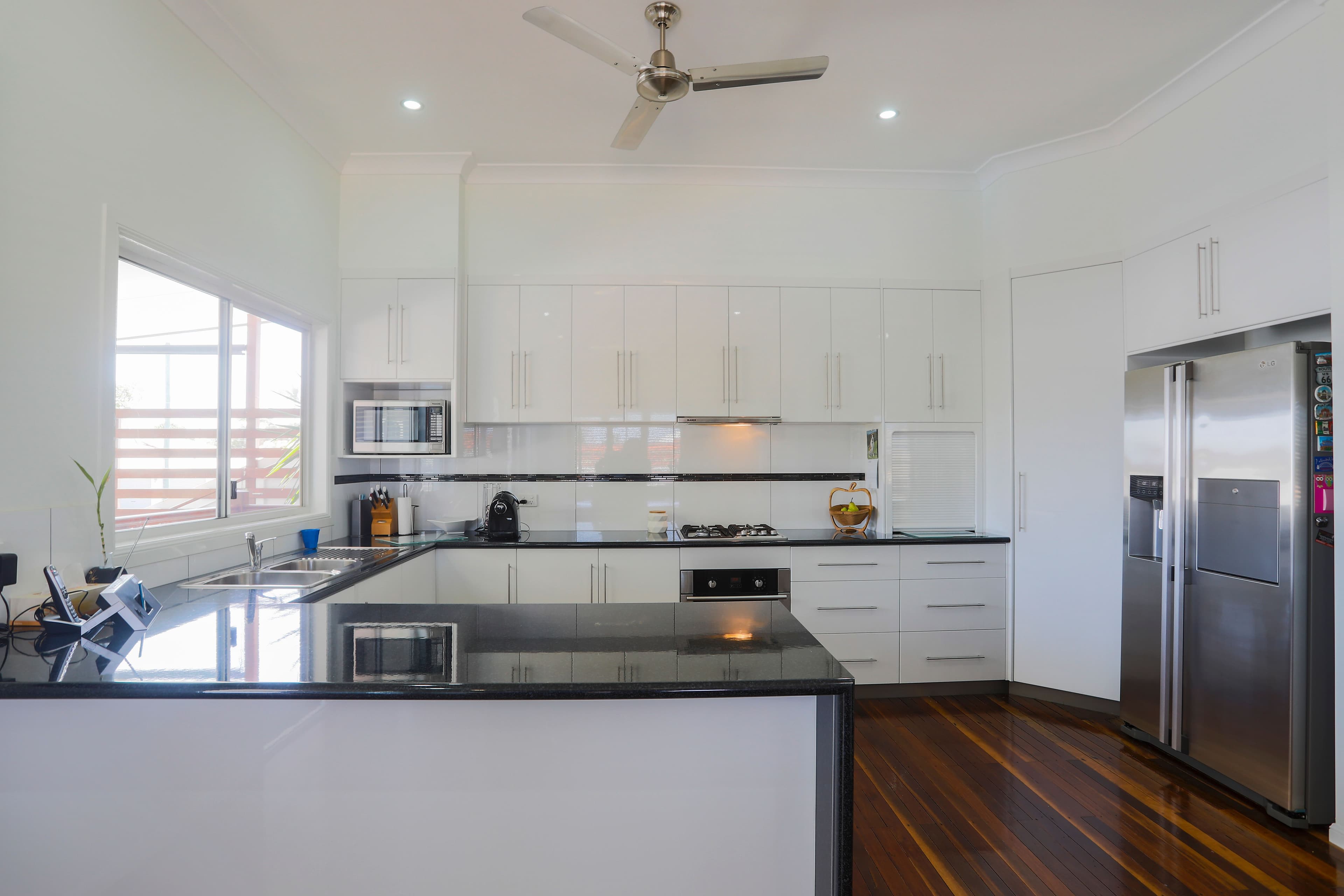 37 Perry Street, West Mackay QLD 4740, West Mackay - Thumbnail 3