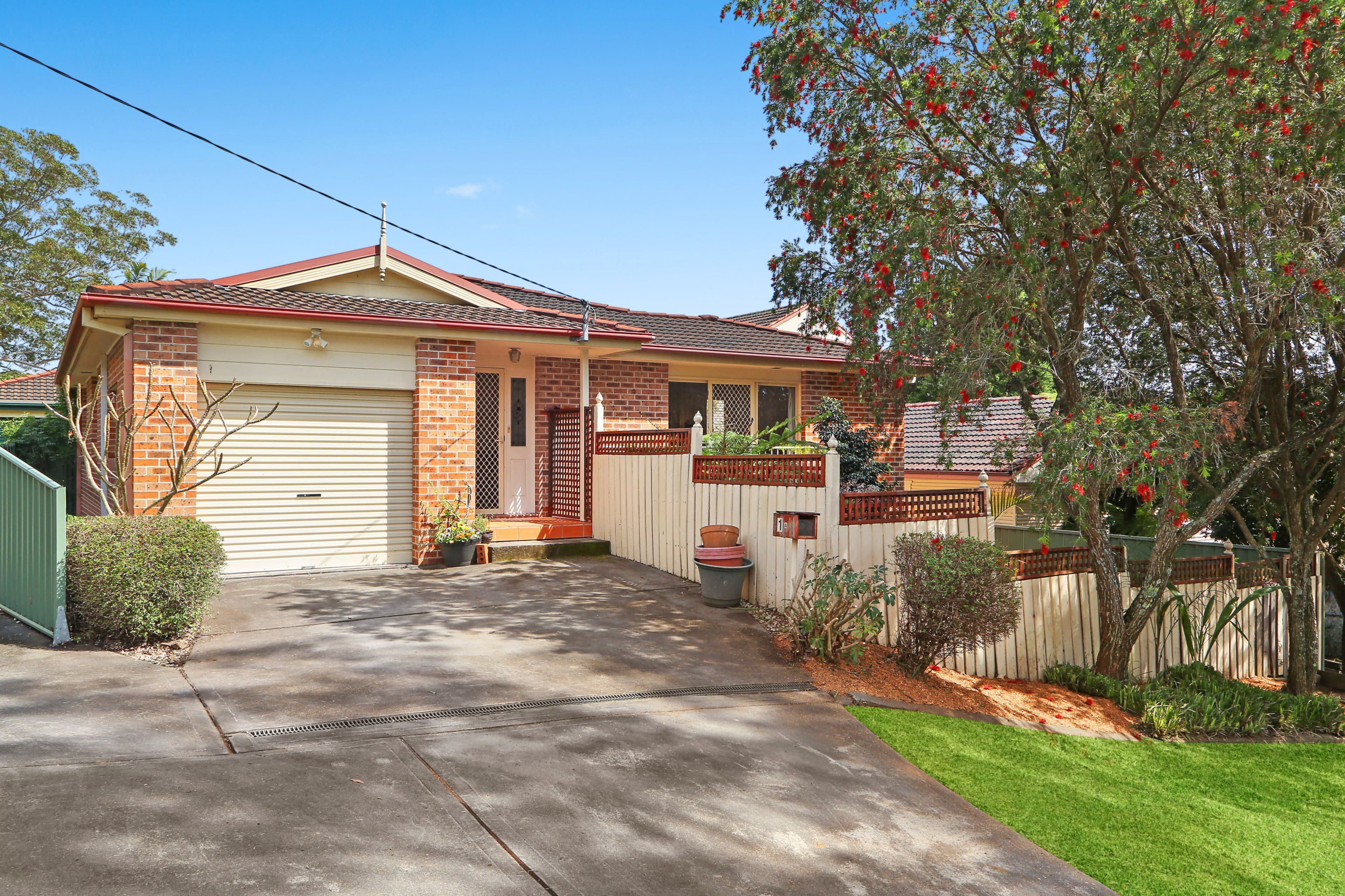 1 Hopkin Place, Saratoga - Image 1