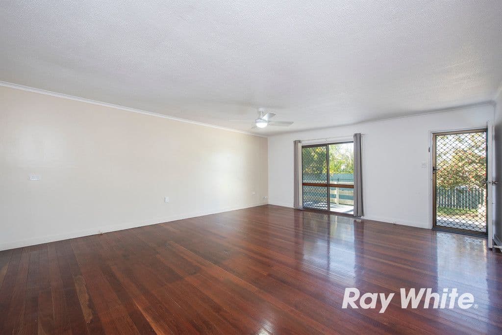 38 Shannon Street, Woodridge QLD 4114, Woodridge - Thumbnail 4
