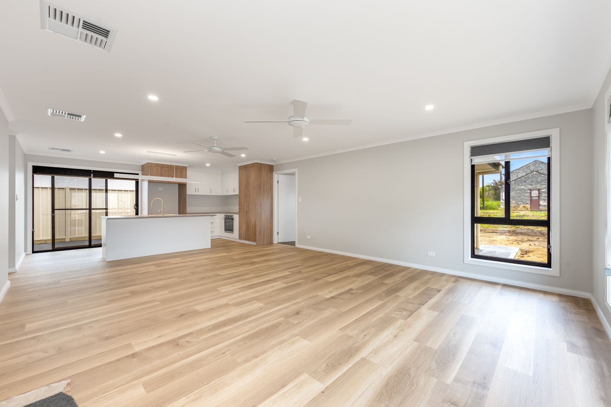 1/1A Sutton Avenue, Mount Gambier SA 5290, Mount Gambier - Thumbnail 3