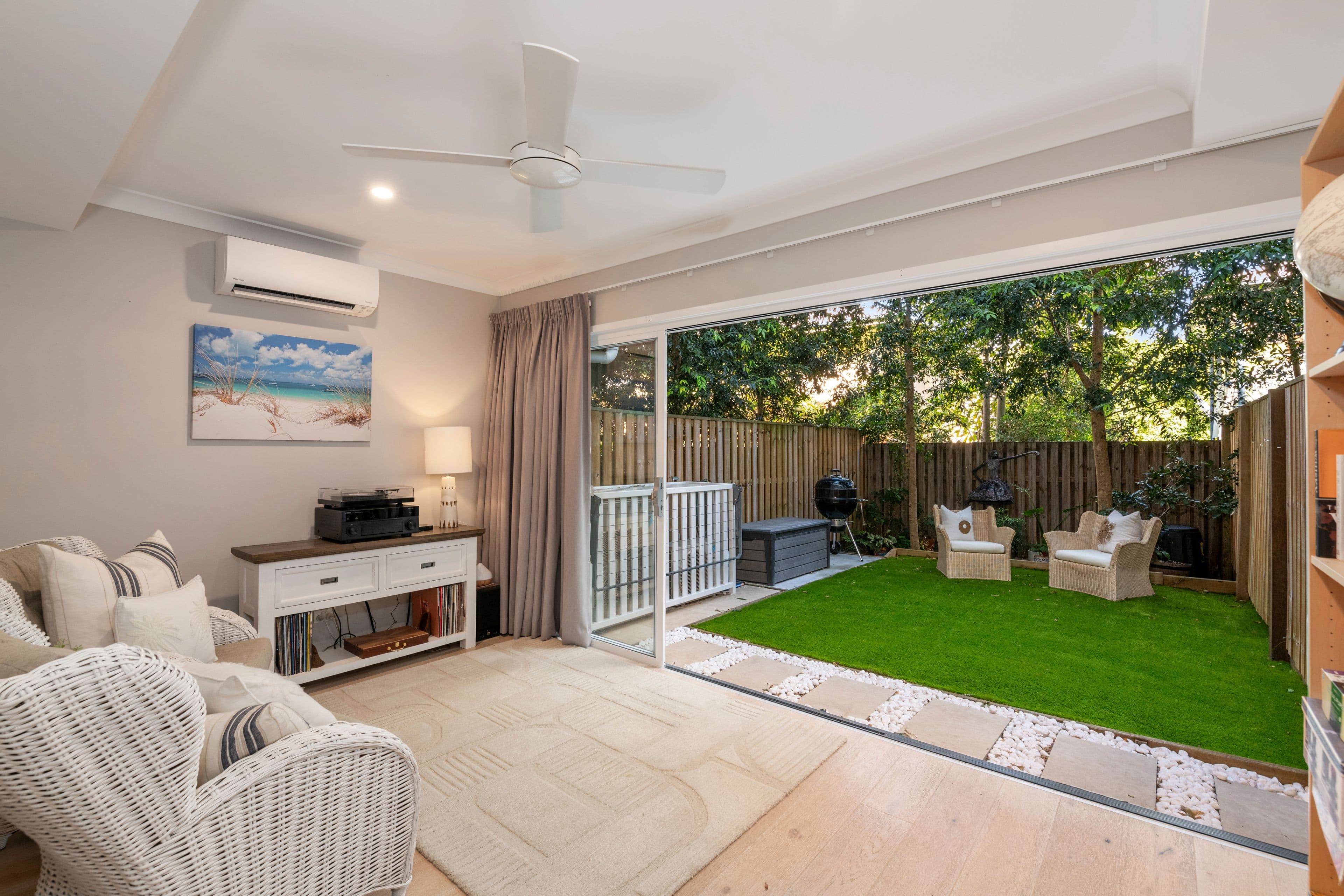 102 Fulcher Road, Red Hill QLD 4059, Red Hill - Thumbnail 2