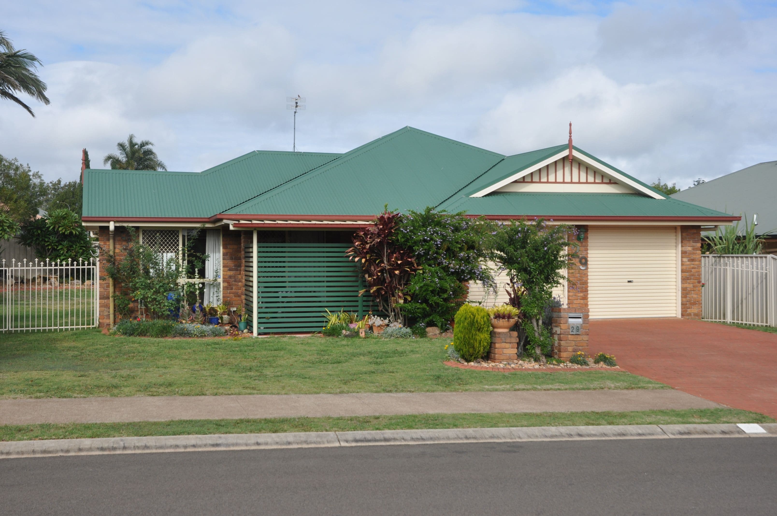 29 Wood Drive, Middle Ridge QLD 4350, Middle Ridge - Thumbnail 3