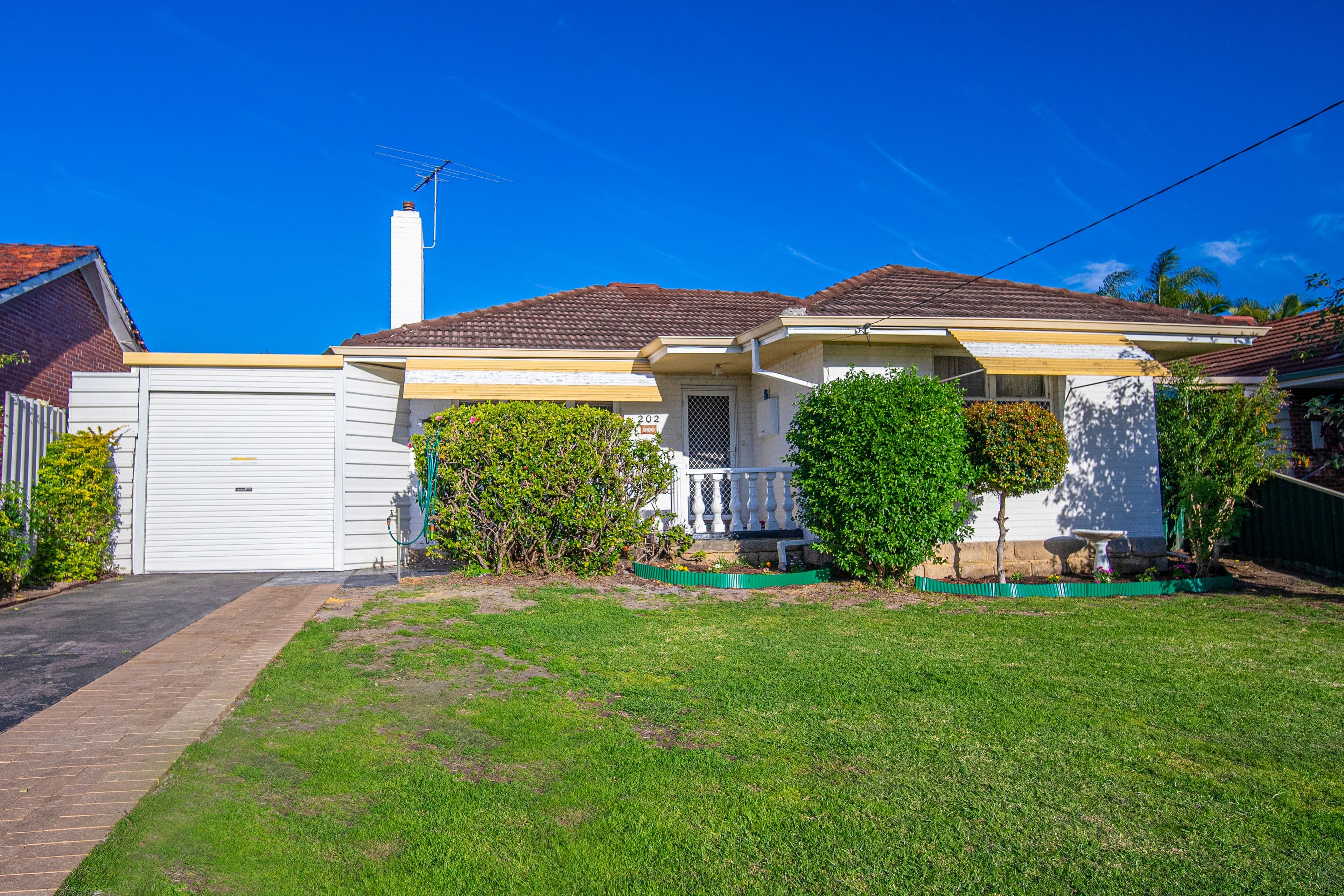 202 Gabriel Street, Cloverdale WA 6105, Cloverdale - Image 1