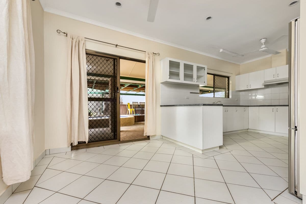 4 Hanson Street, Leanyer NT 0812, Leanyer - Thumbnail 2