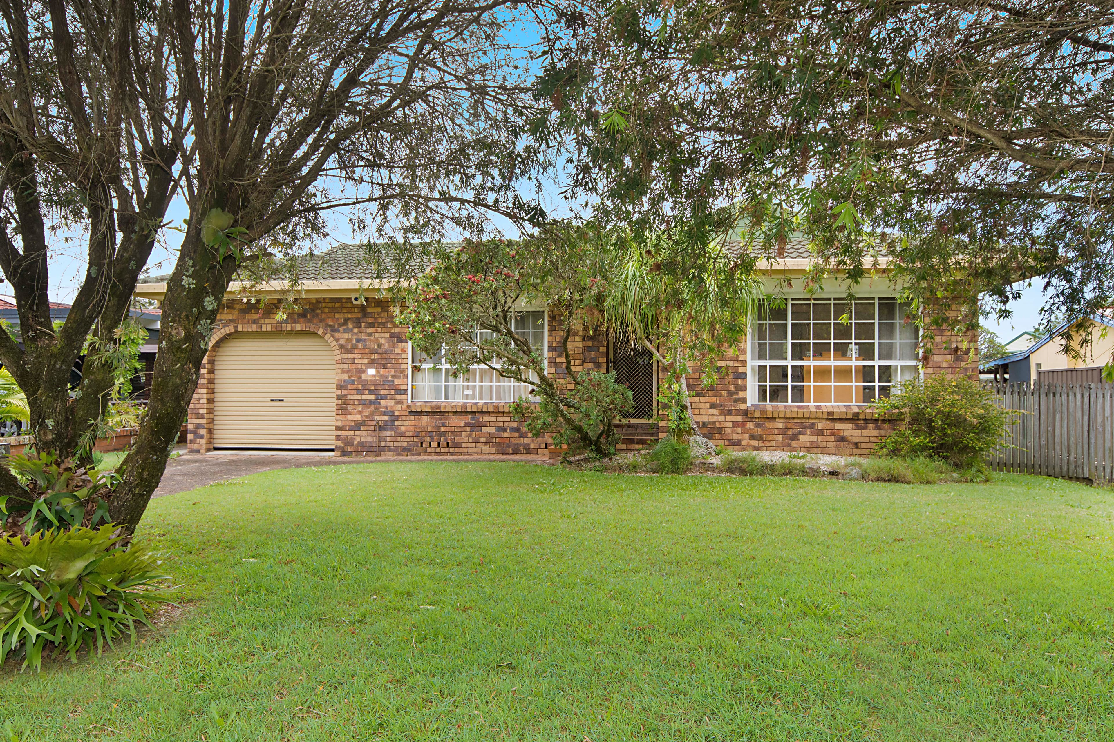 27 Cox Street, Yamba - Image 1