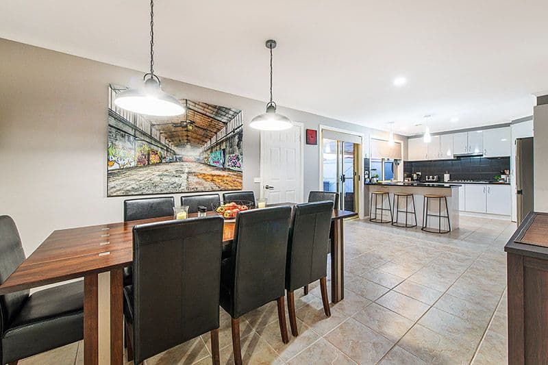 9 Landau Court, Cranbourne North VIC 3977, Cranbourne North - Thumbnail 4