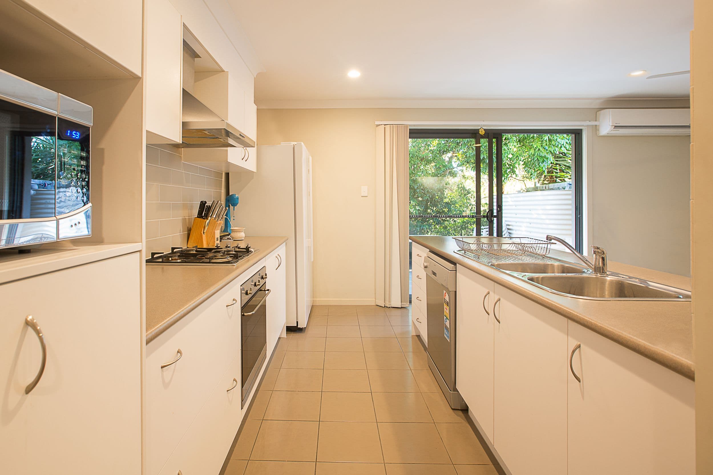 23 Seagreen Drive, Coomera QLD 4209, Coomera - Thumbnail 2