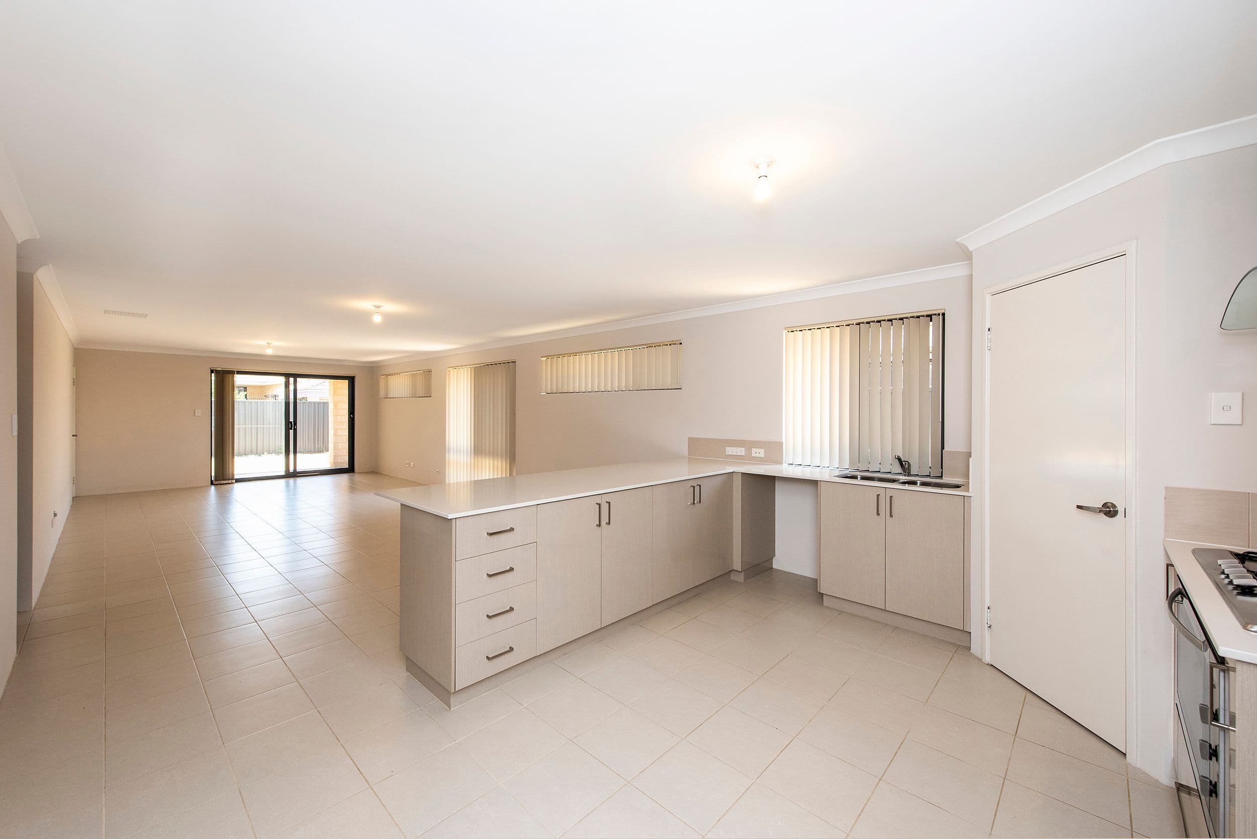 16 Atherstone Parade, Baldivis WA 6171, Baldivis - Thumbnail 6