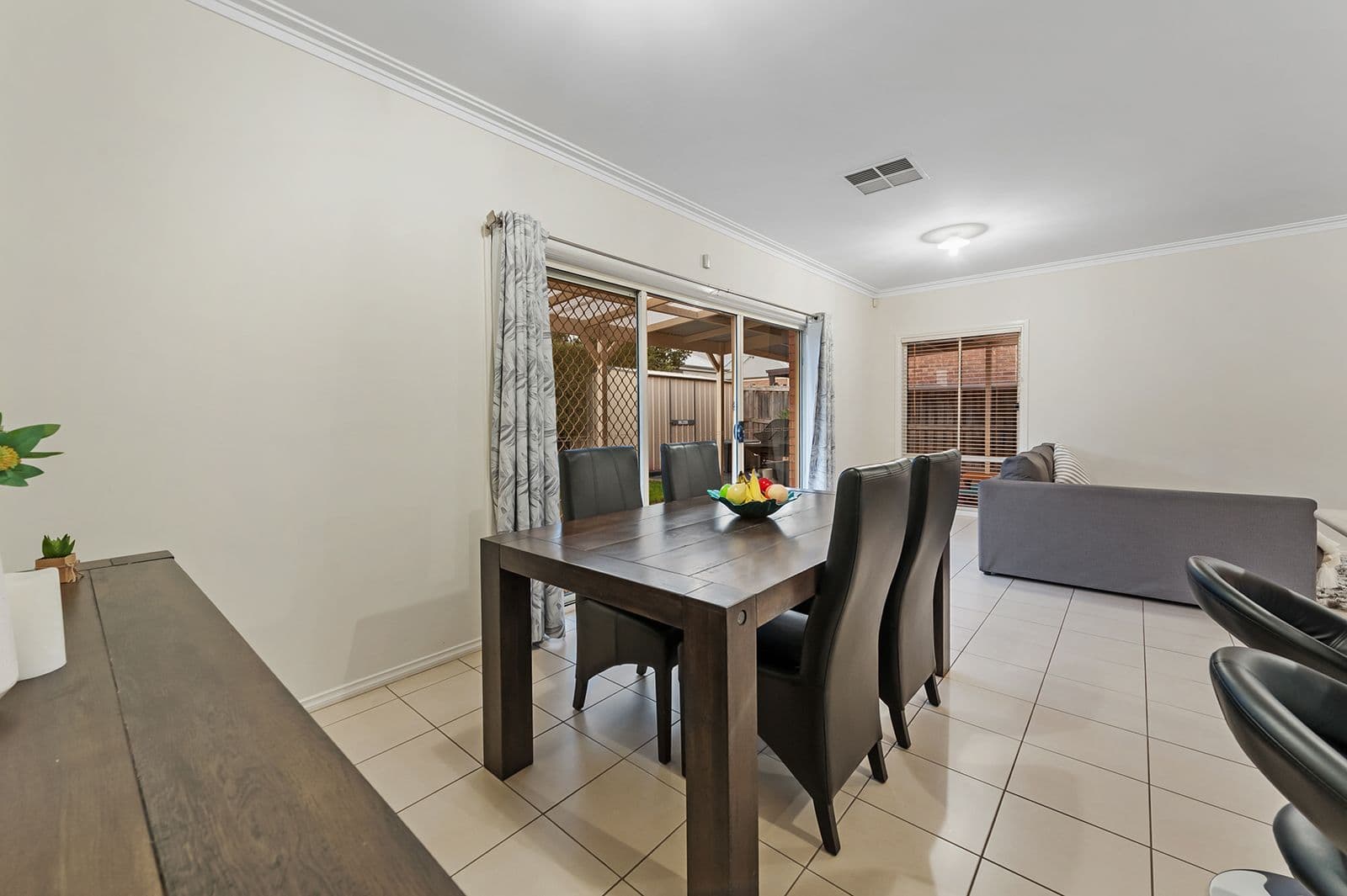 21 Gainsborough Drive, Craigieburn VIC 3064, Craigieburn - Thumbnail 8