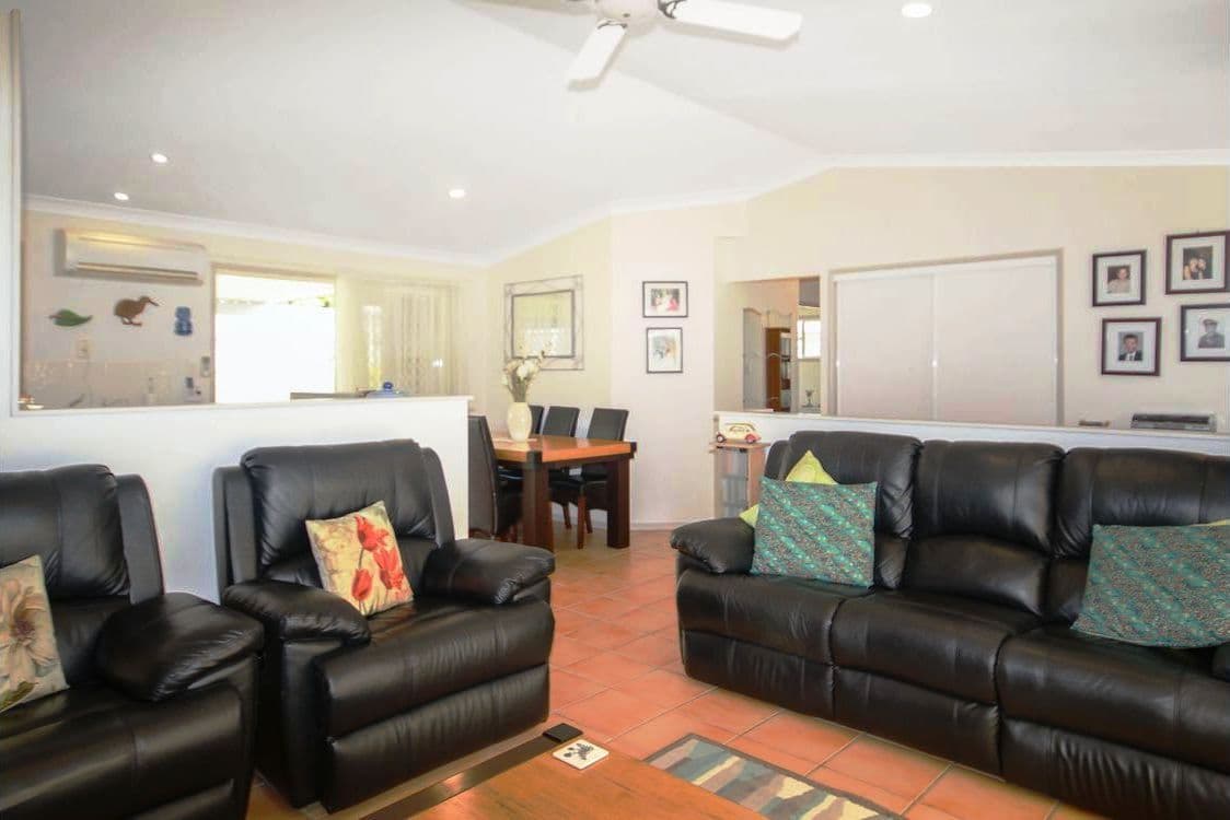 8 Coljohn Street, Landsborough QLD 4550, Landsborough - Thumbnail 4