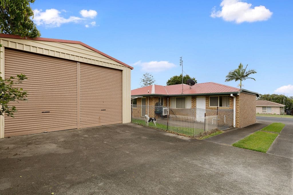 27 Holiday Parade, Scarness QLD 4655, Scarness - Thumbnail 3