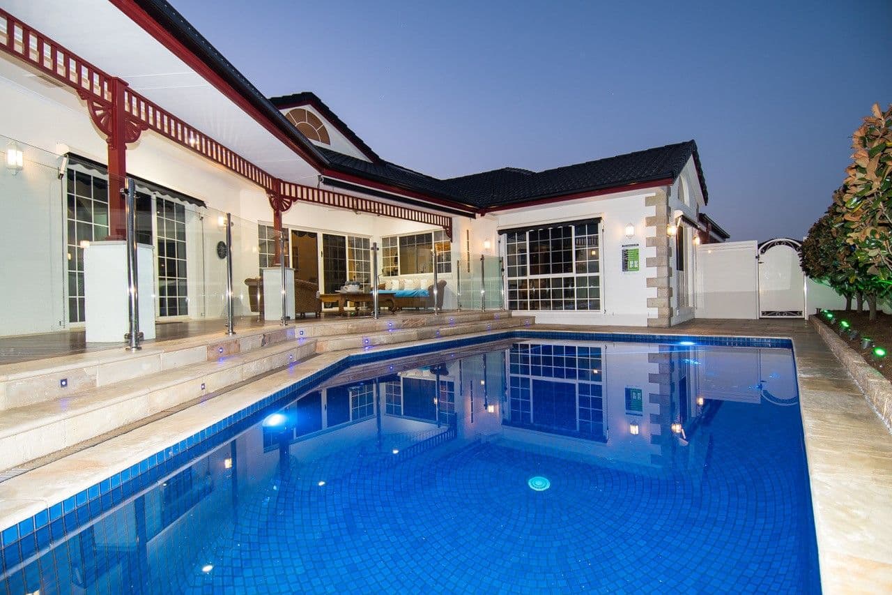 10 Leeds Close, Arundel QLD 4214, Arundel - Thumbnail 3
