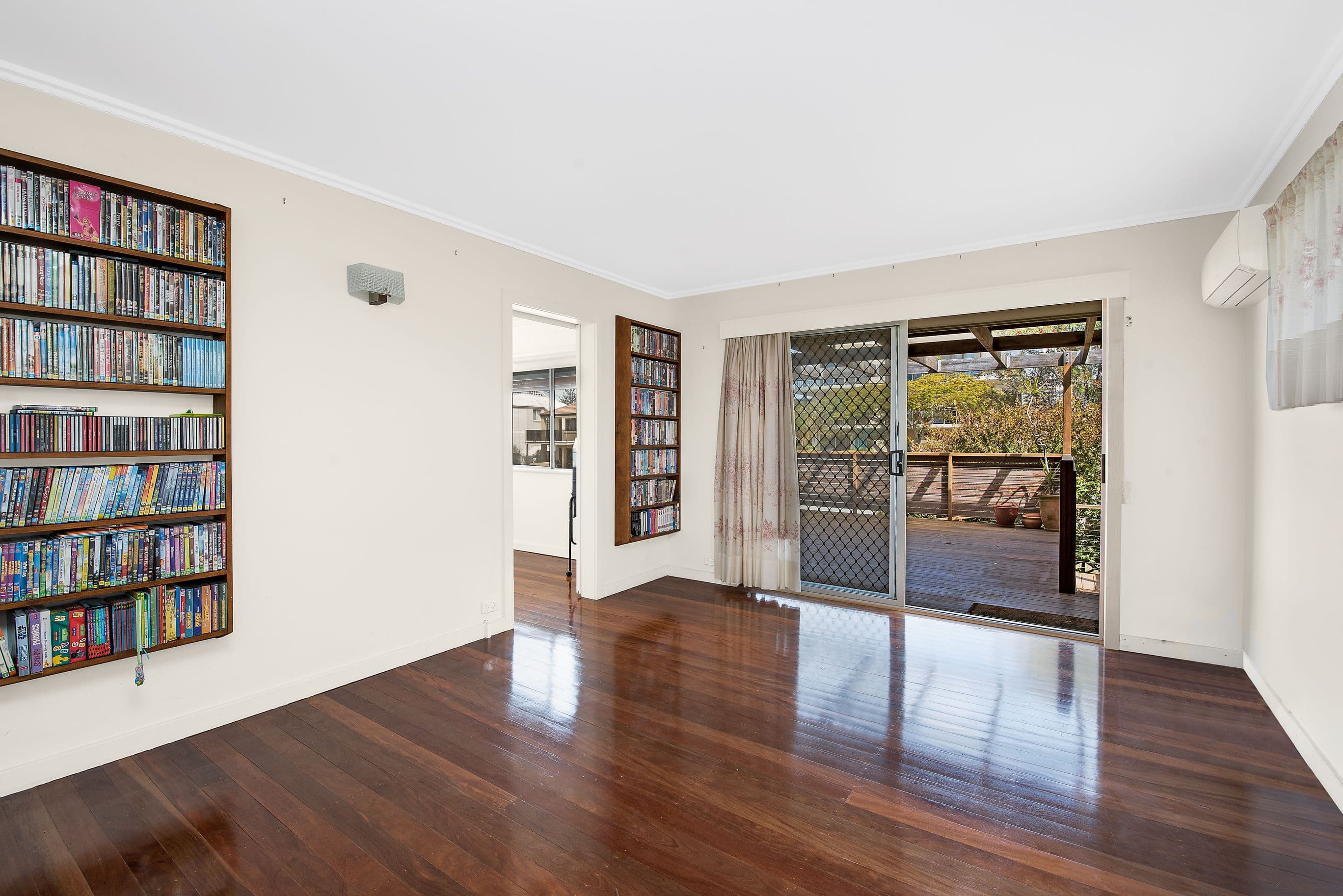 8 Annie Street, Woody Point QLD 4019, Woody Point - Thumbnail 7