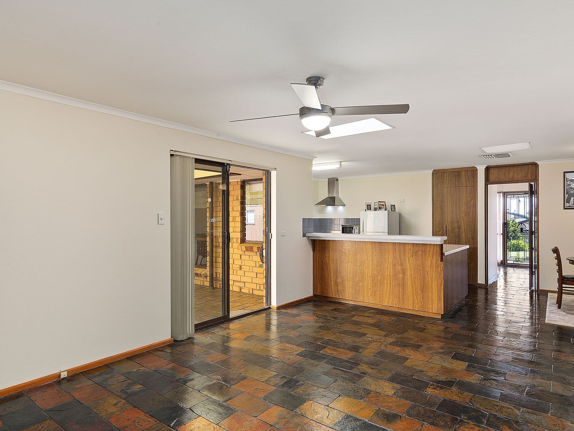 11 Gem Street, Aberfoyle Park SA 5159, Aberfoyle Park - Thumbnail 8