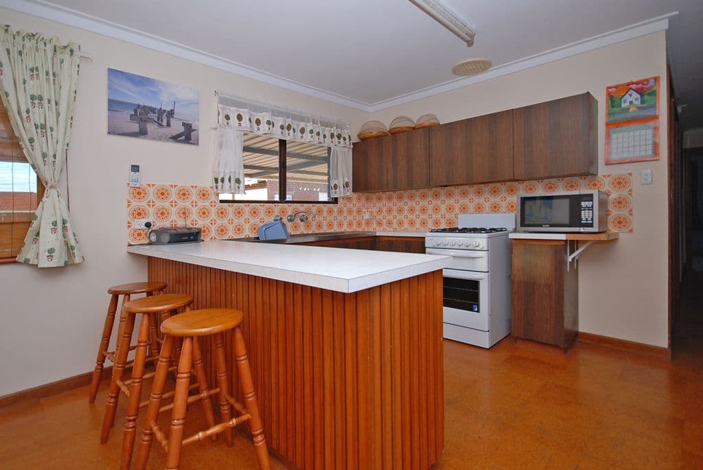 7 Tahiti Place, Jurien Bay WA 6516, Jurien Bay - Thumbnail 5