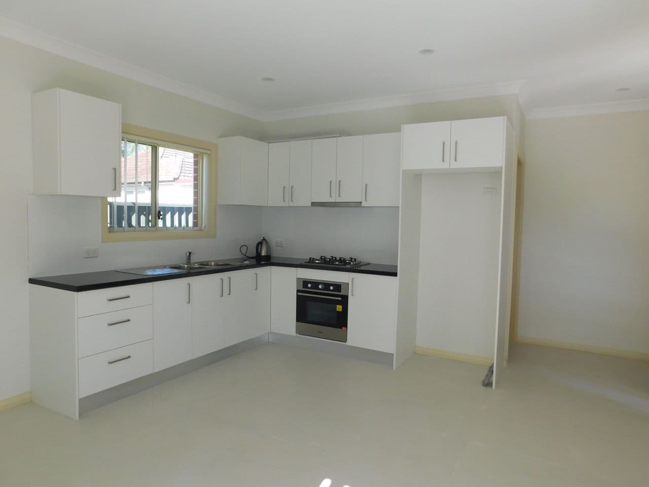 6A Nettleton Avenue, Riverwood NSW 2210, Riverwood - Thumbnail 2