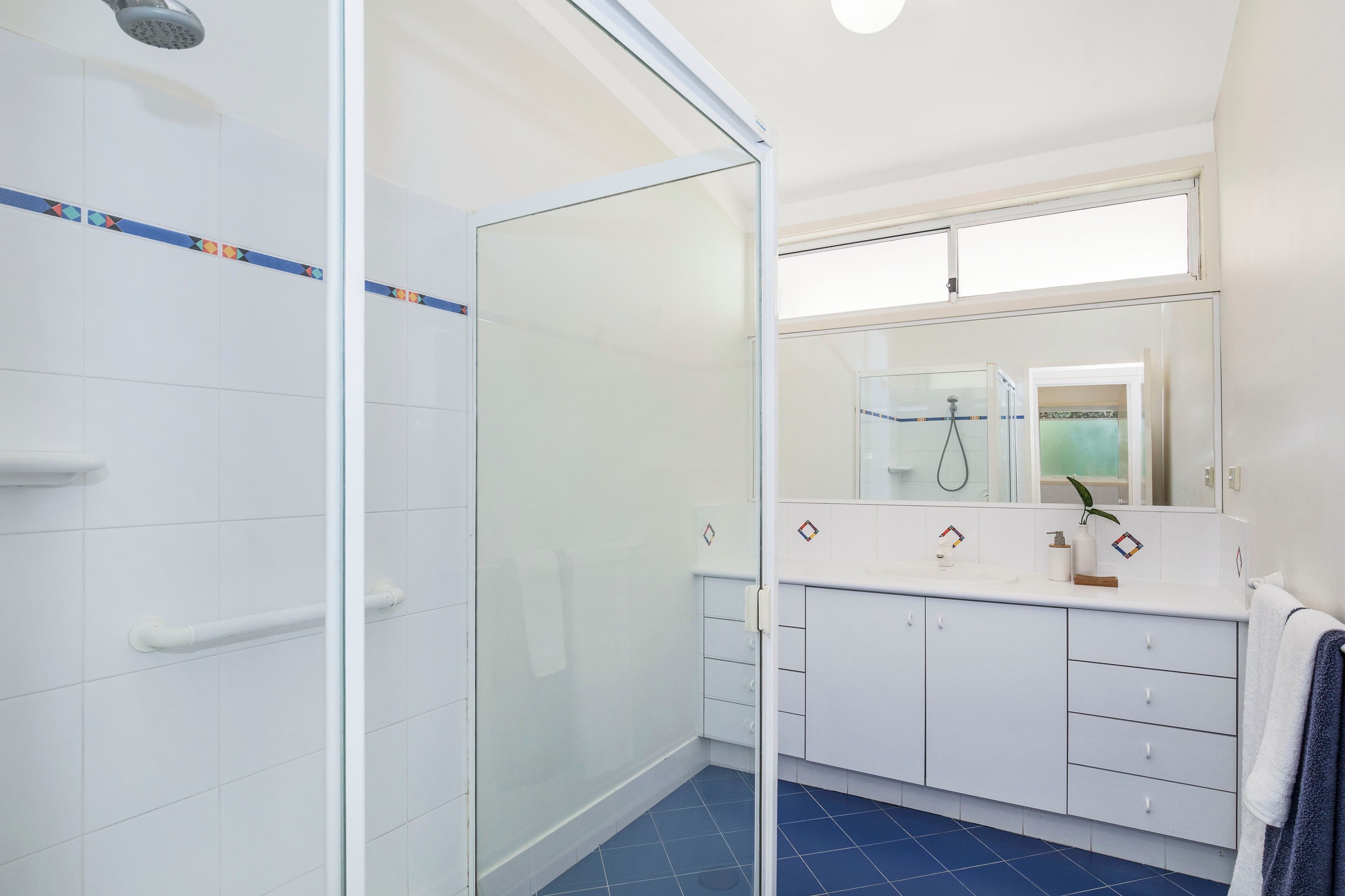 3 Satinwood Court, Bardon QLD 4065, Bardon - Thumbnail 6