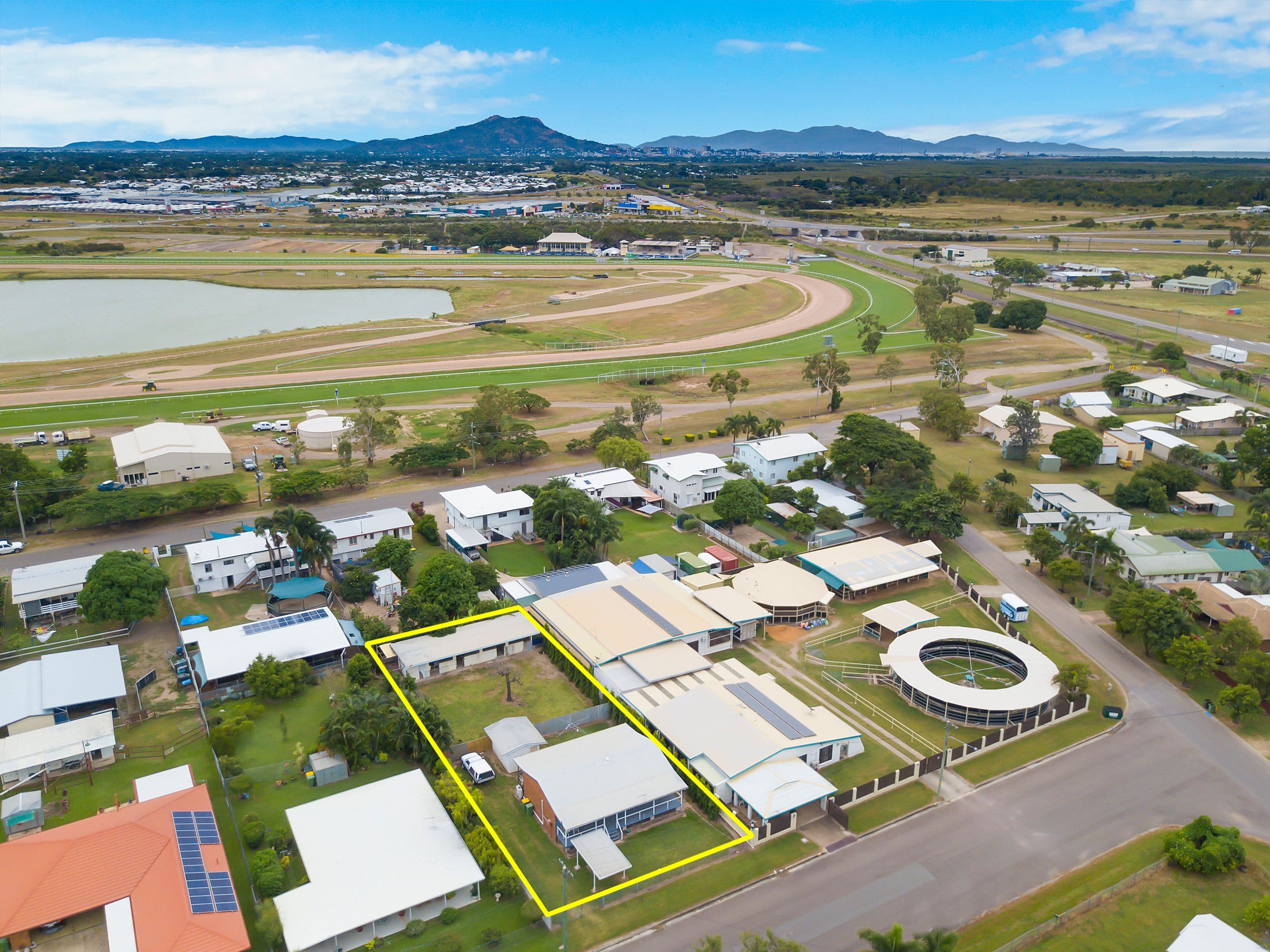 24 Gilliat Street, Wulguru QLD 4811, Wulguru - Thumbnail 8