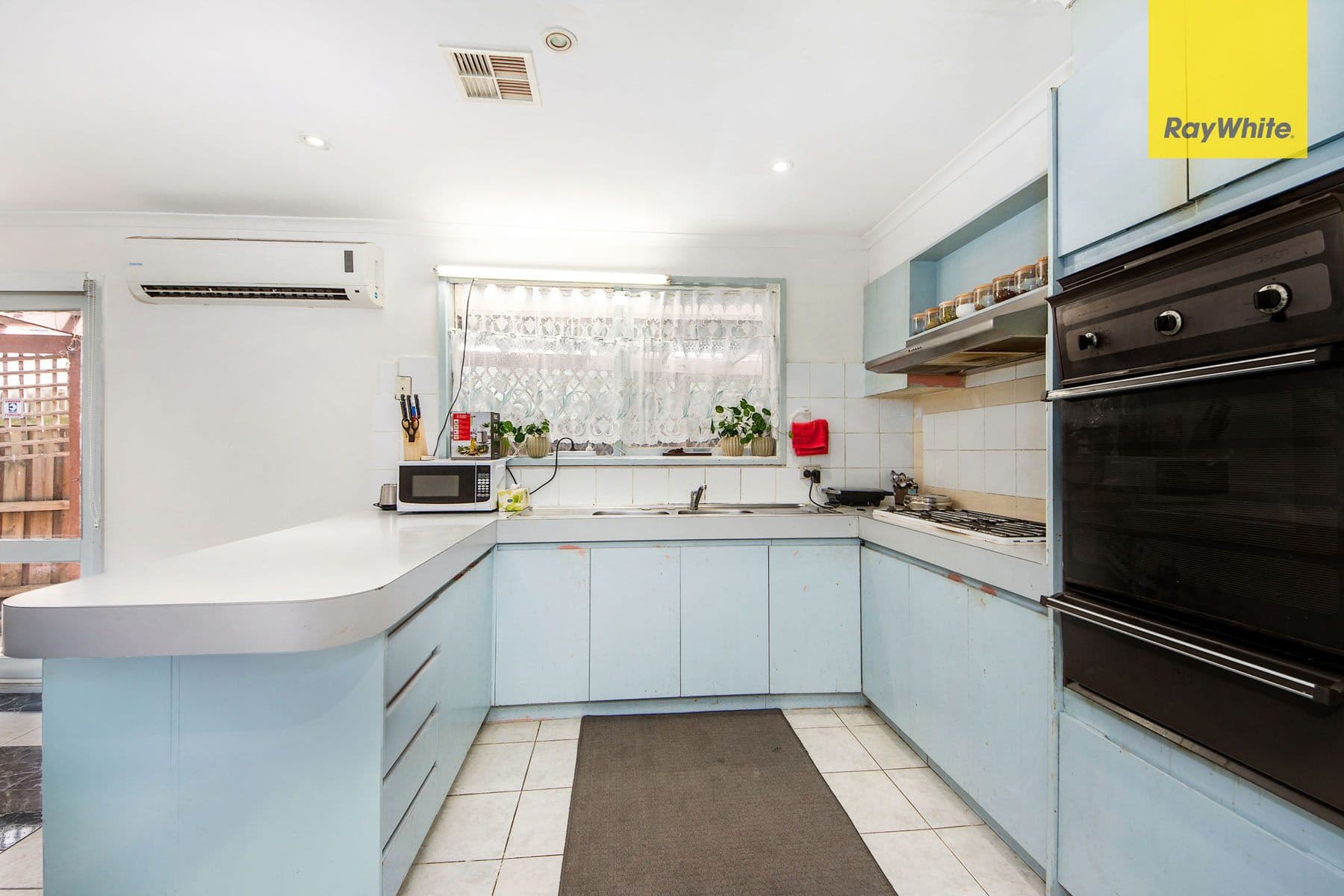 8 Knights Way, Kings Park VIC 3021, Kings Park - Thumbnail 4