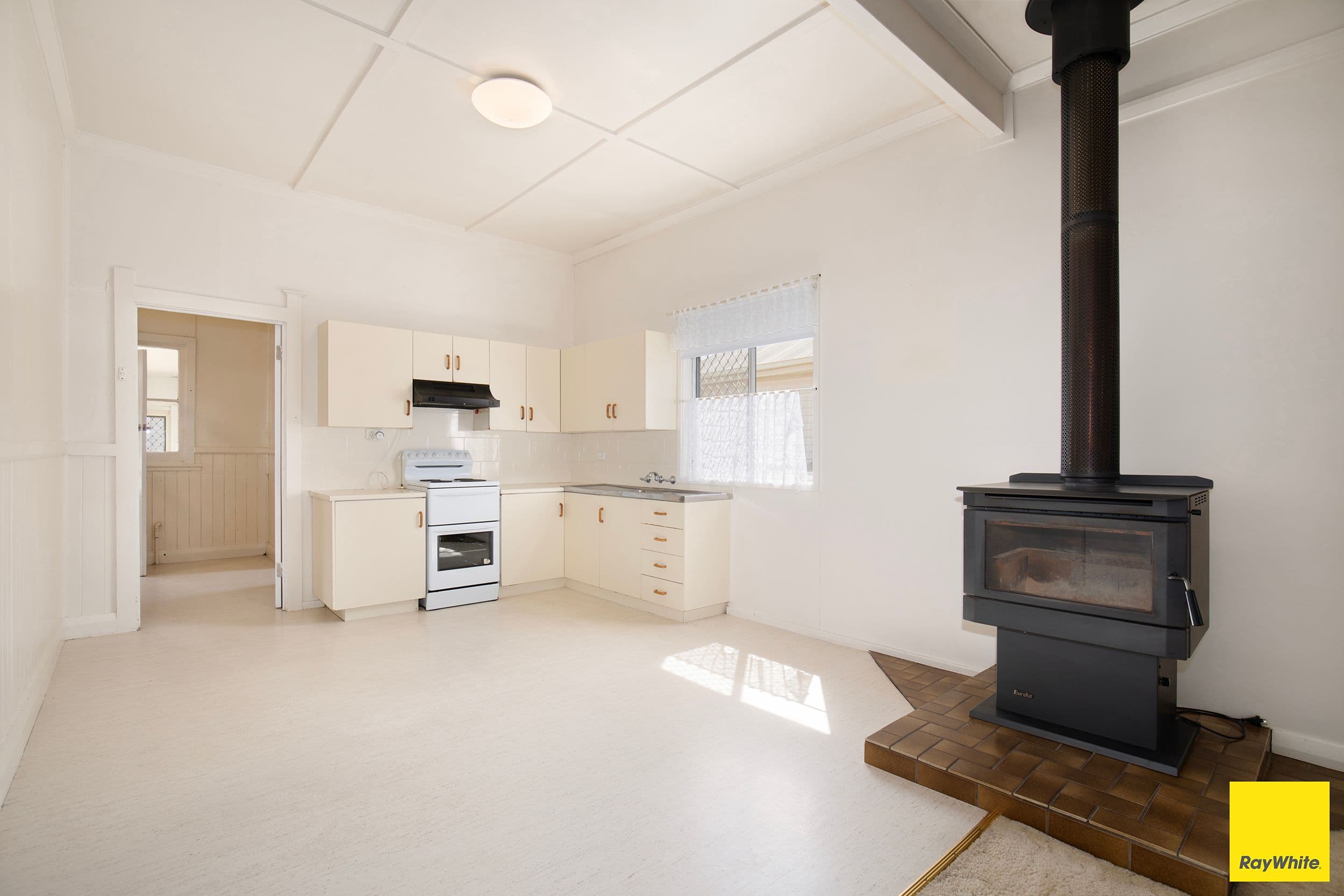 4 Fitzgerald Avenue, Armidale NSW 2350, Armidale - Thumbnail 4