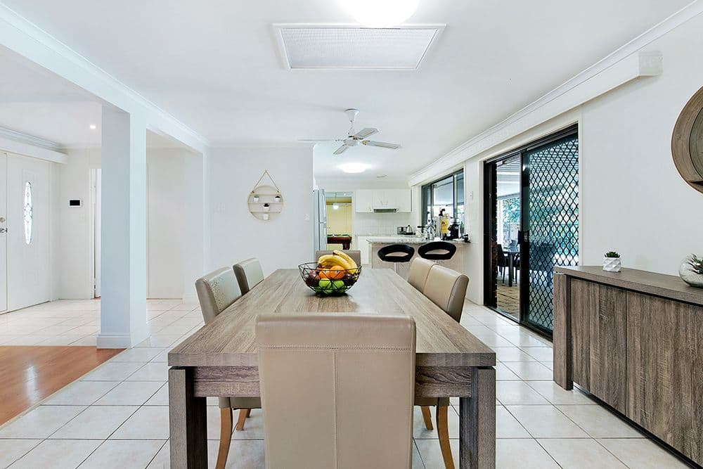 11 Karratha Court, Mermaid Waters QLD 4218, Mermaid Waters - Thumbnail 3