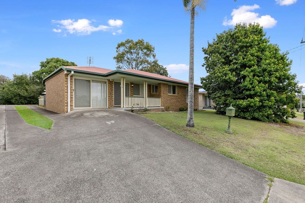 27 Holiday Parade, Scarness QLD 4655, Scarness - Thumbnail 2