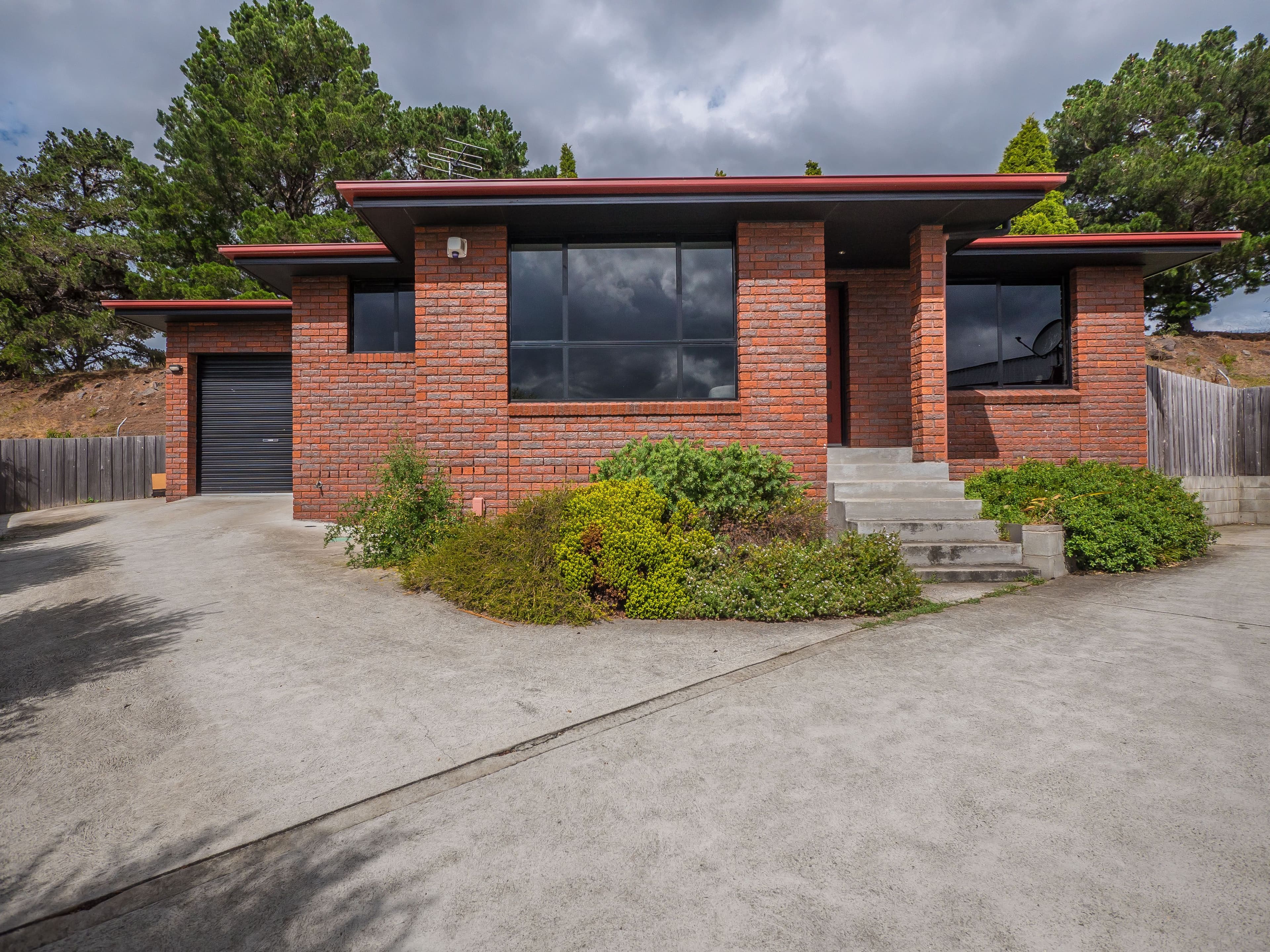 3/12 Walter Place, Howrah TAS 7018, Howrah - Image 1