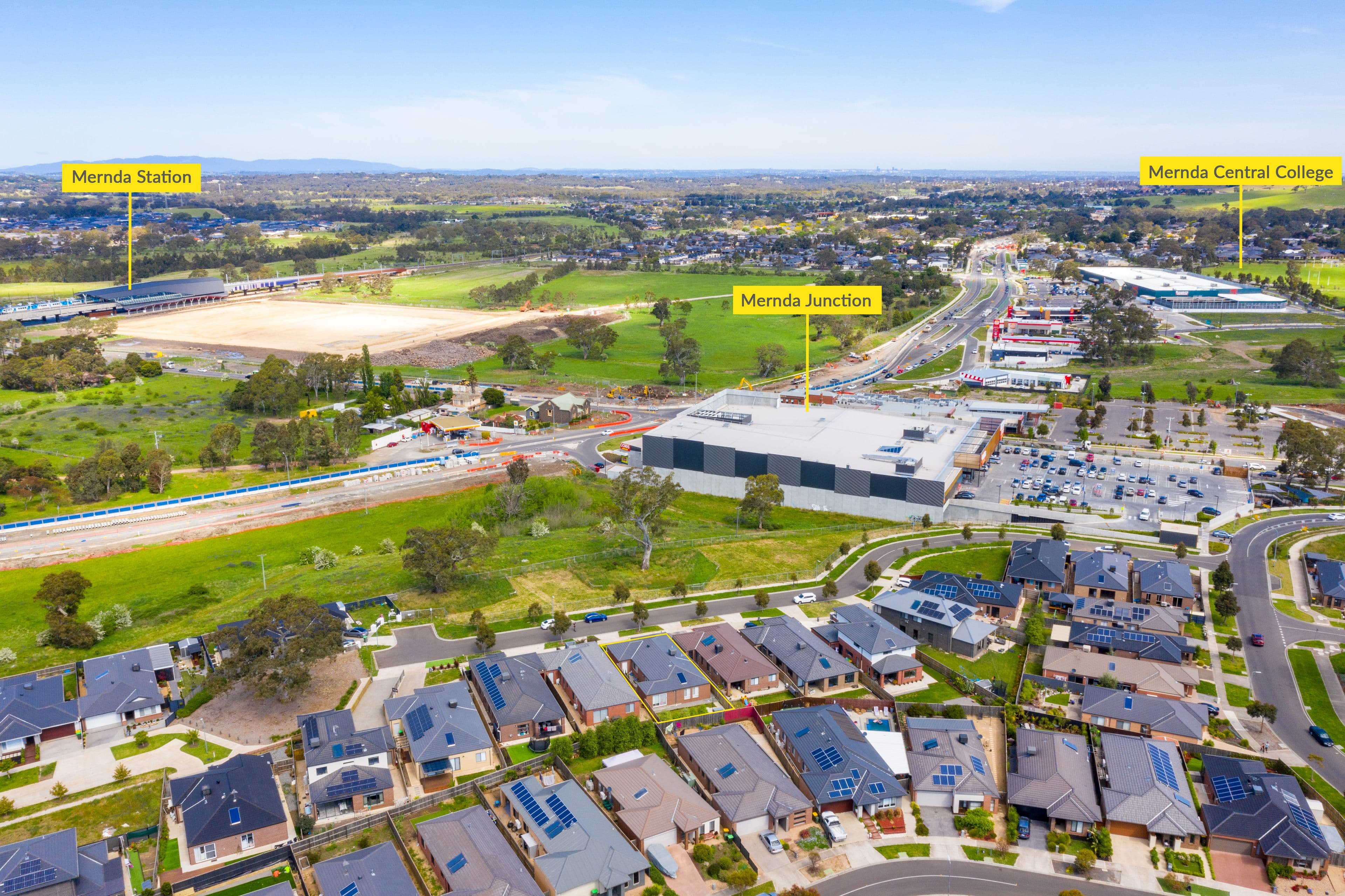 21 Grimsthorpe Place, Mernda VIC 3754, Mernda - Thumbnail 2