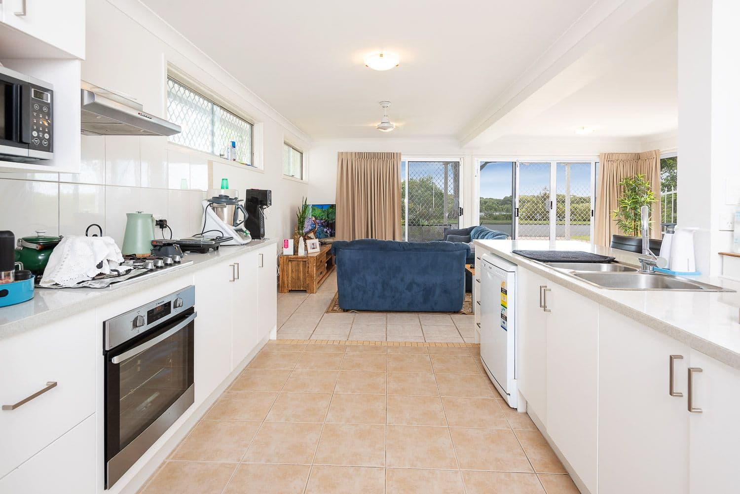 157 The Esplanade West, Coombabah QLD 4216, Coombabah - Thumbnail 6