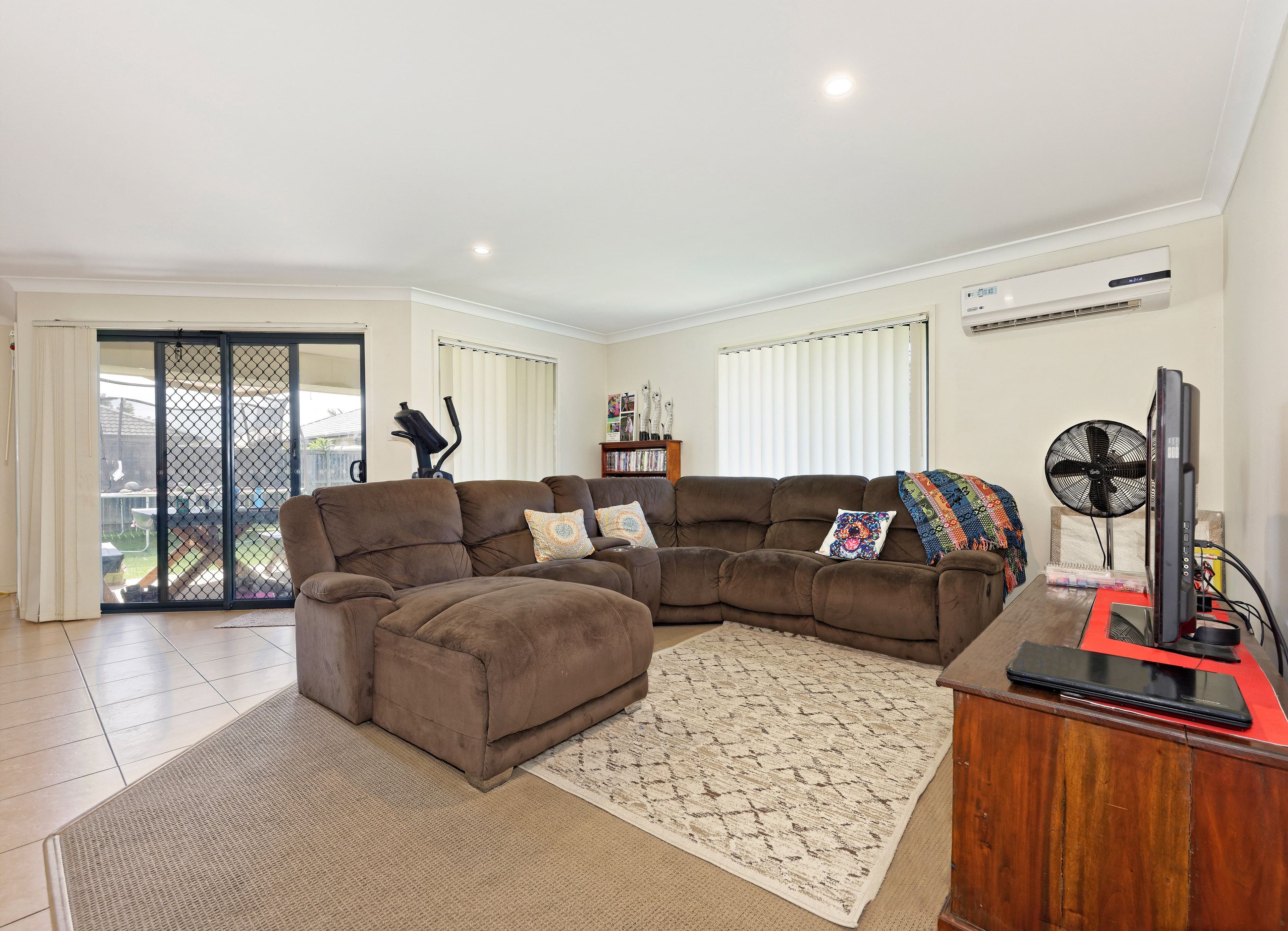 9 Leopardtree Drive, Upper Caboolture QLD 4510, Upper Caboolture - Thumbnail 4