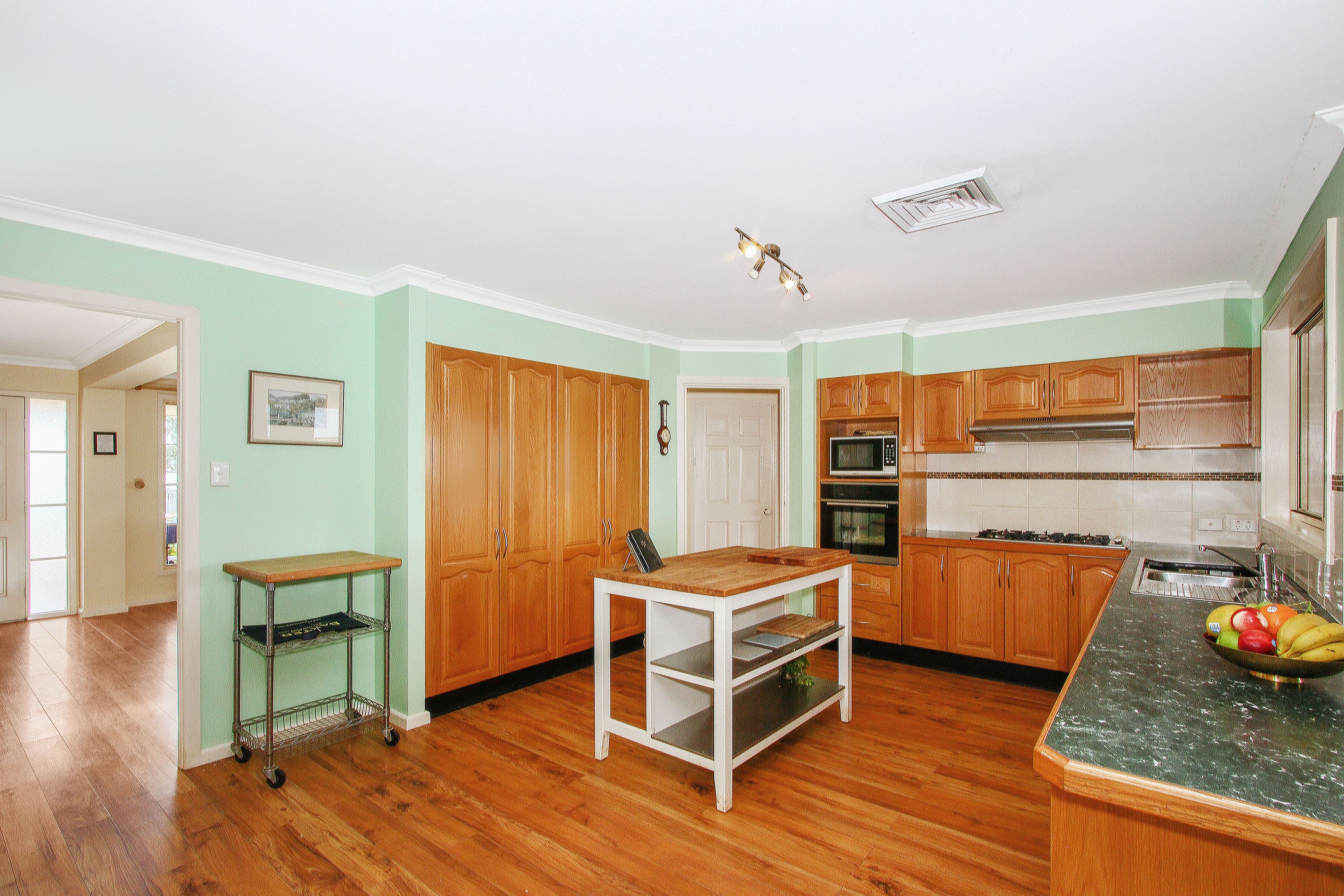24 Melliodora Drive, Goulburn - Thumbnail 2
