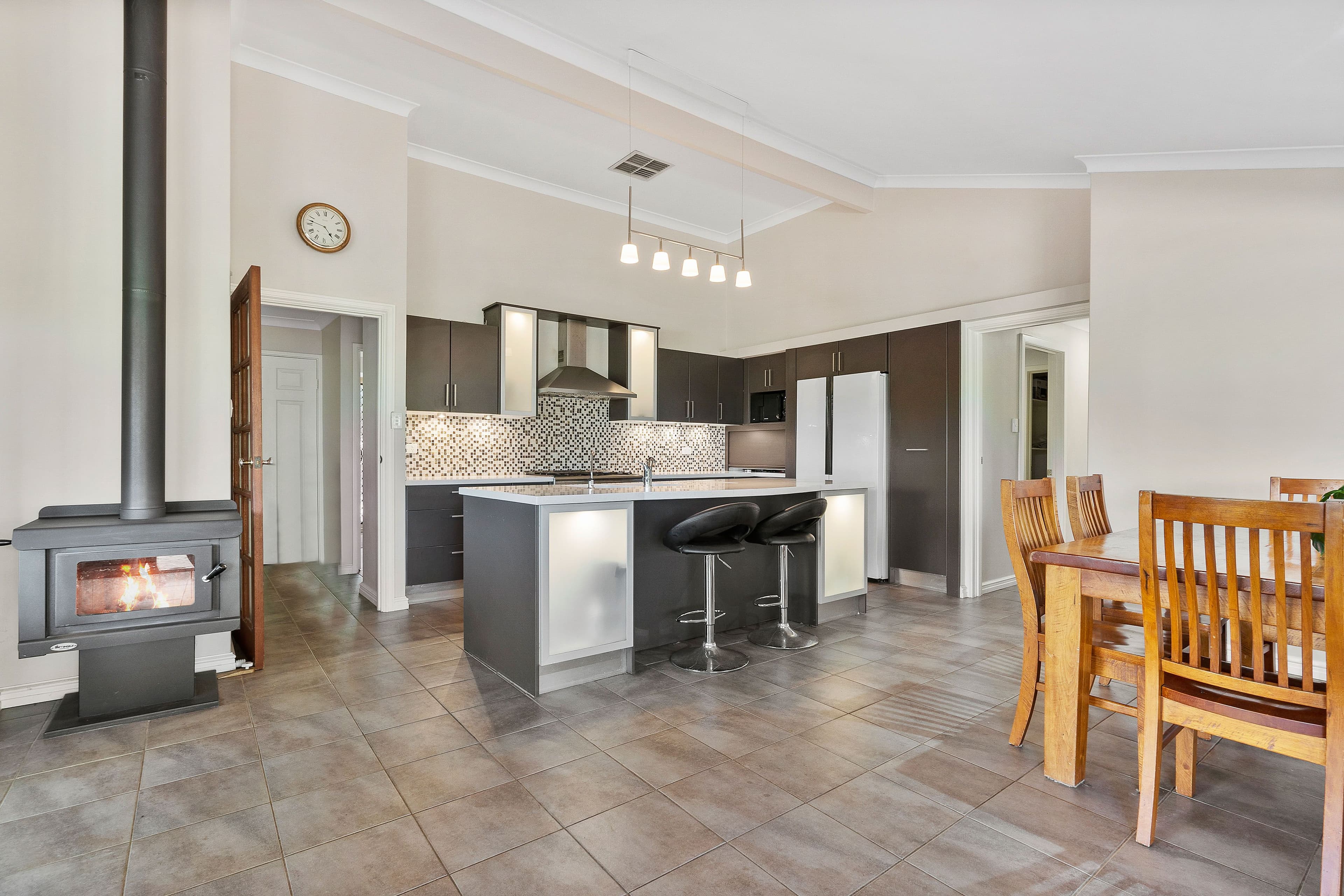 10 Casuarina Way, Wanneroo WA 6065, Wanneroo - Thumbnail 5