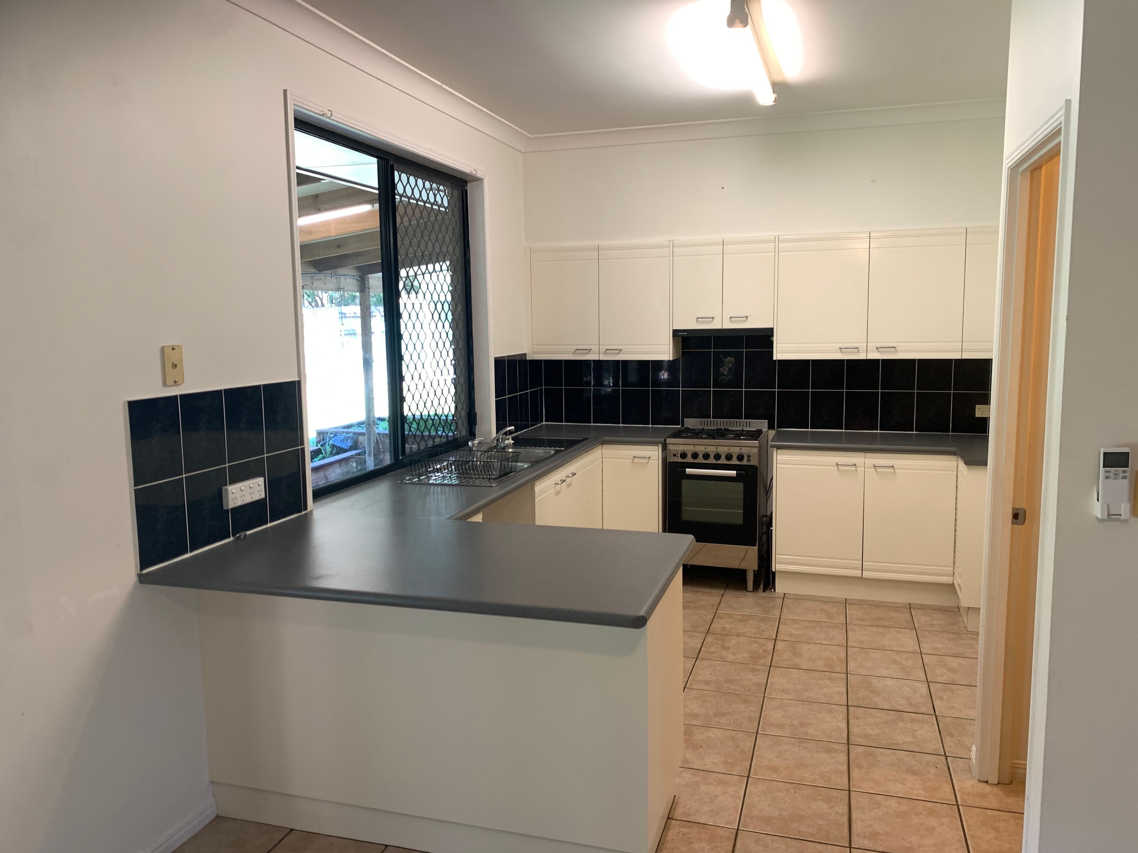 10 Mitchell Avenue, Craignish QLD 4655, Craignish - Thumbnail 3