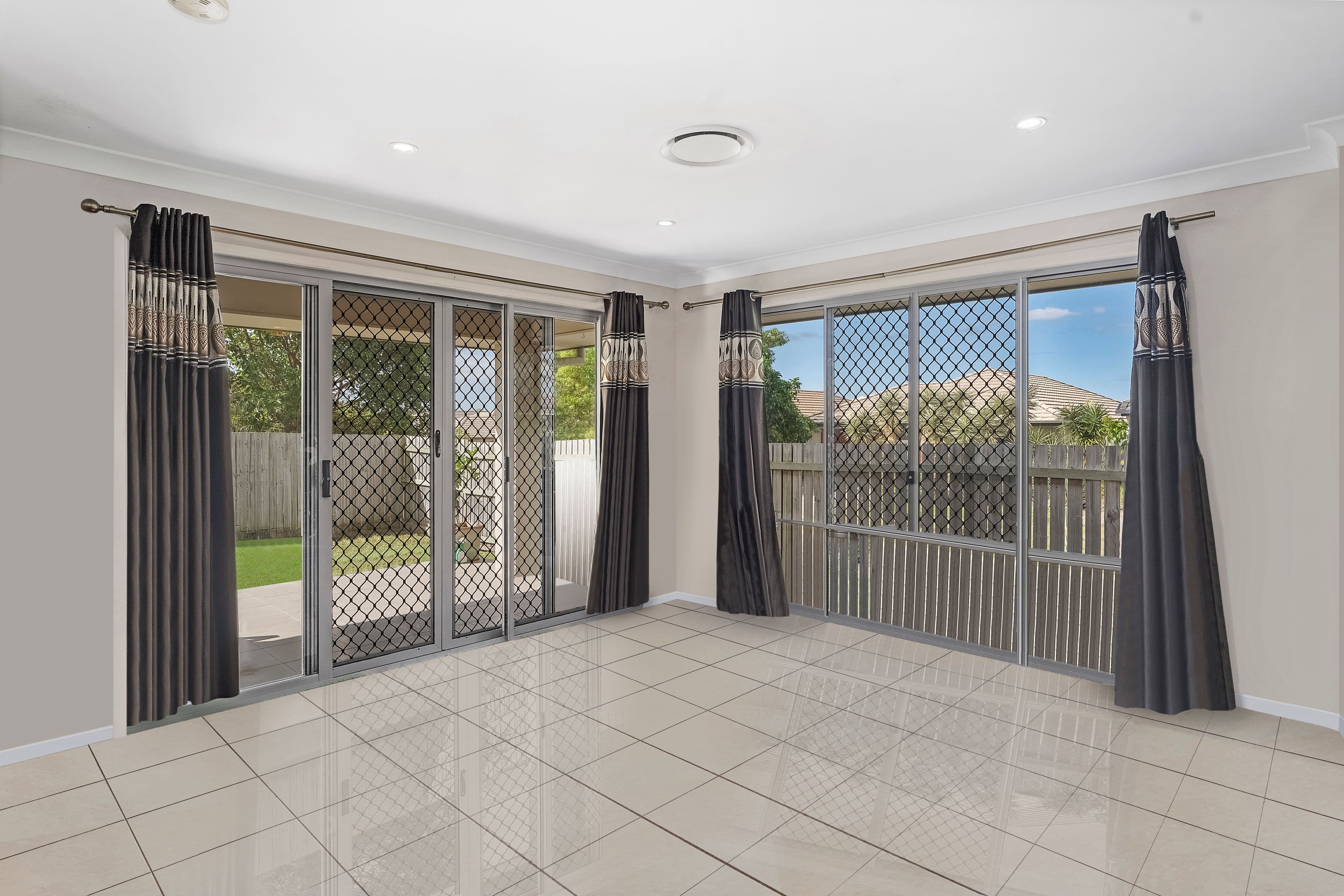 6 Kingston Court, North Lakes QLD 4509, North Lakes - Thumbnail 5